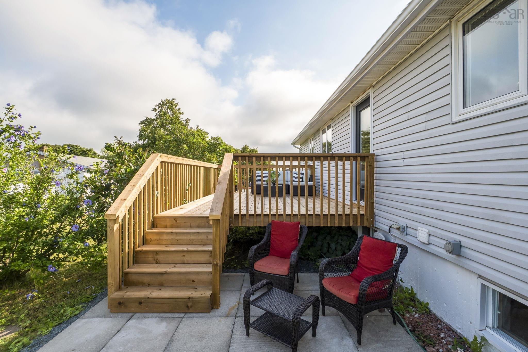 $549,900.00: 24 Gander Avenue, Lake Loon