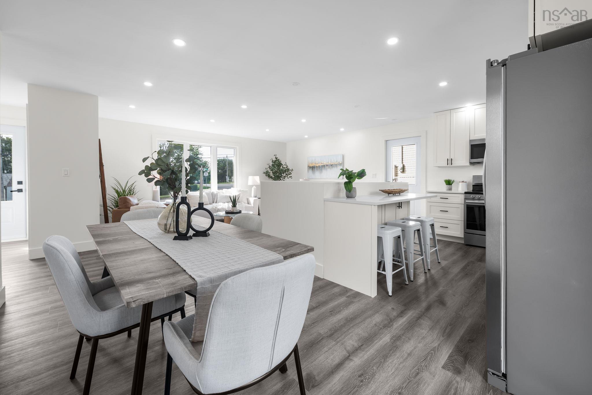 $549,900.00: 24 Gander Avenue, Lake Loon