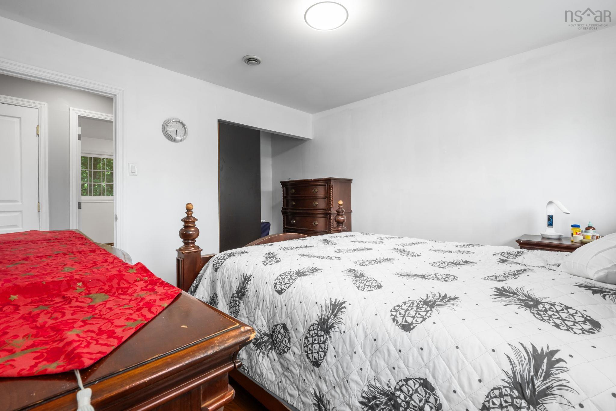 $599,900.00: 42 Spring Avenue Avenue, Dartmouth