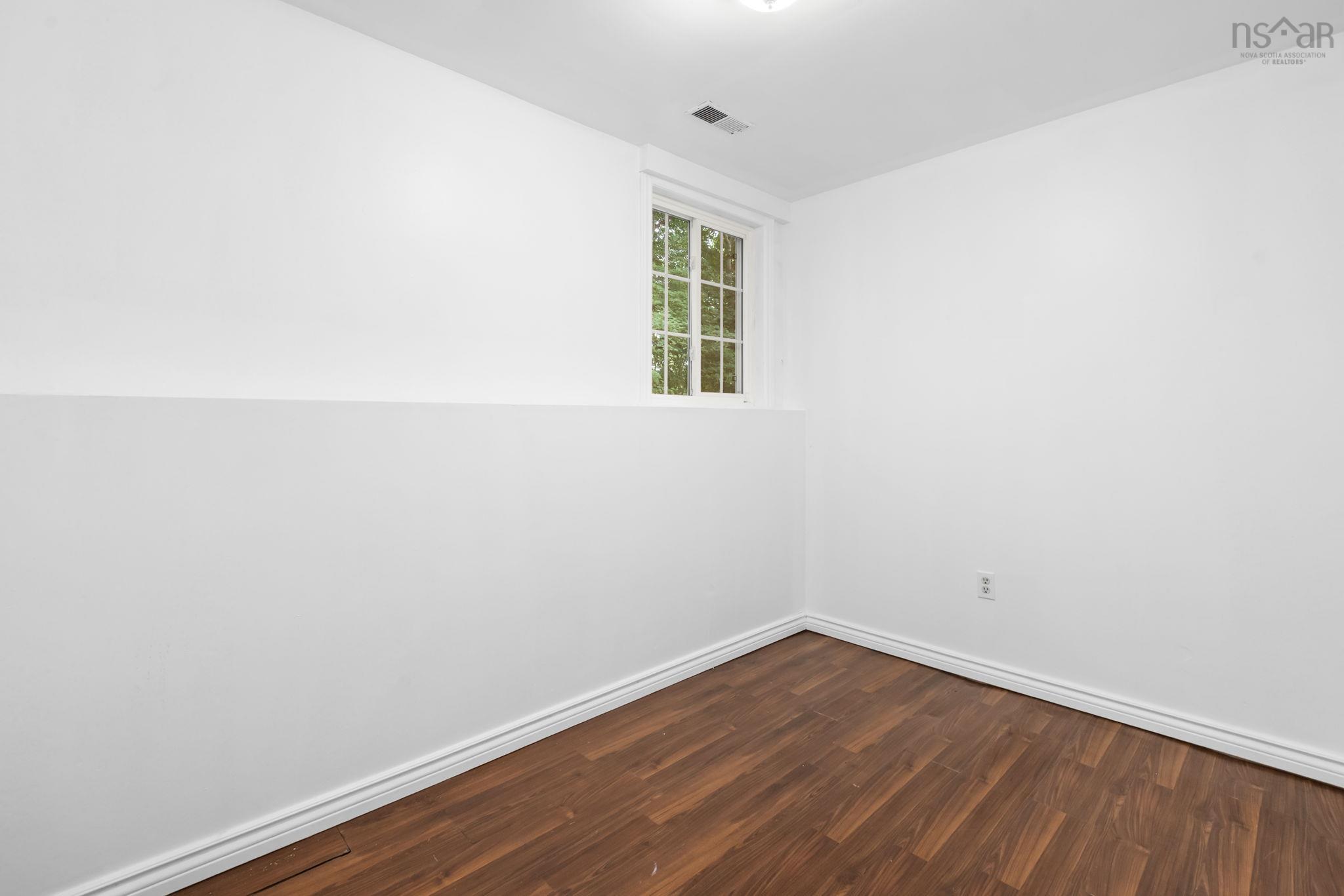 $599,900.00: 42 Spring Avenue Avenue, Dartmouth
