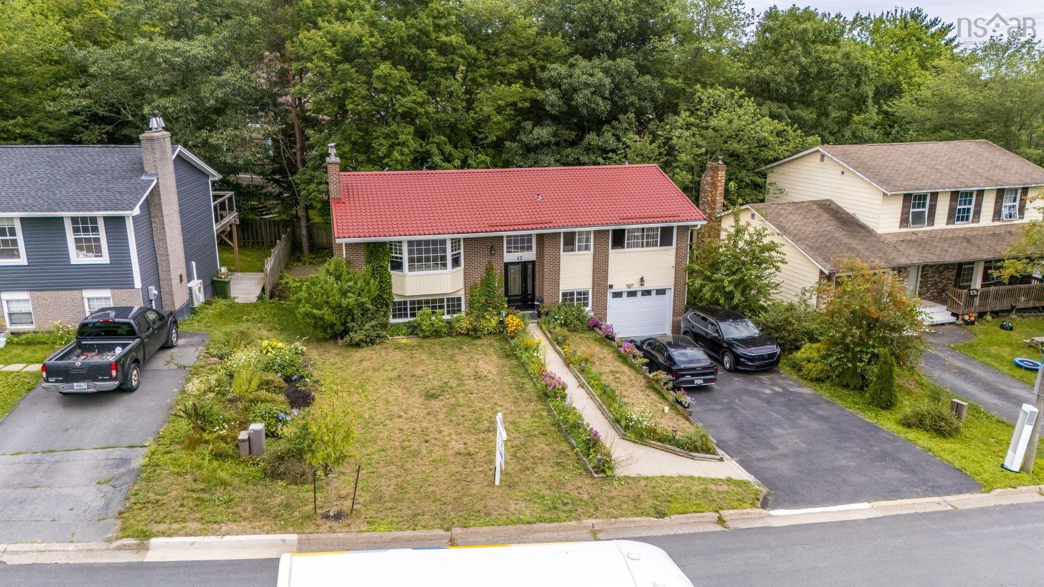$599,900.00: 42 Spring Avenue Avenue, Dartmouth
