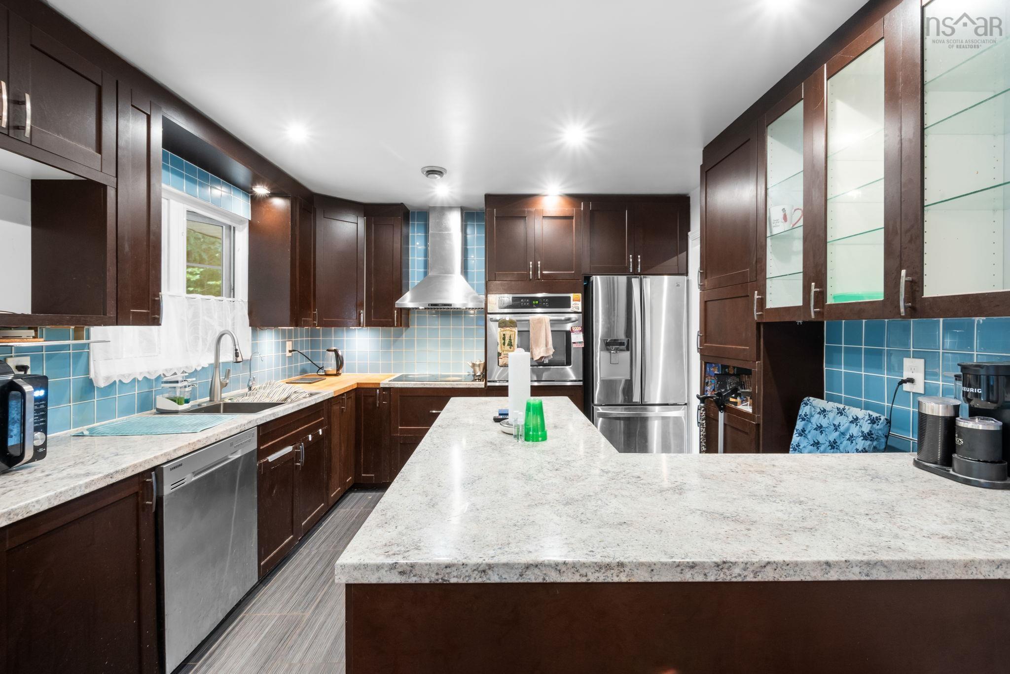 $599,900.00: 42 Spring Avenue Avenue, Dartmouth
