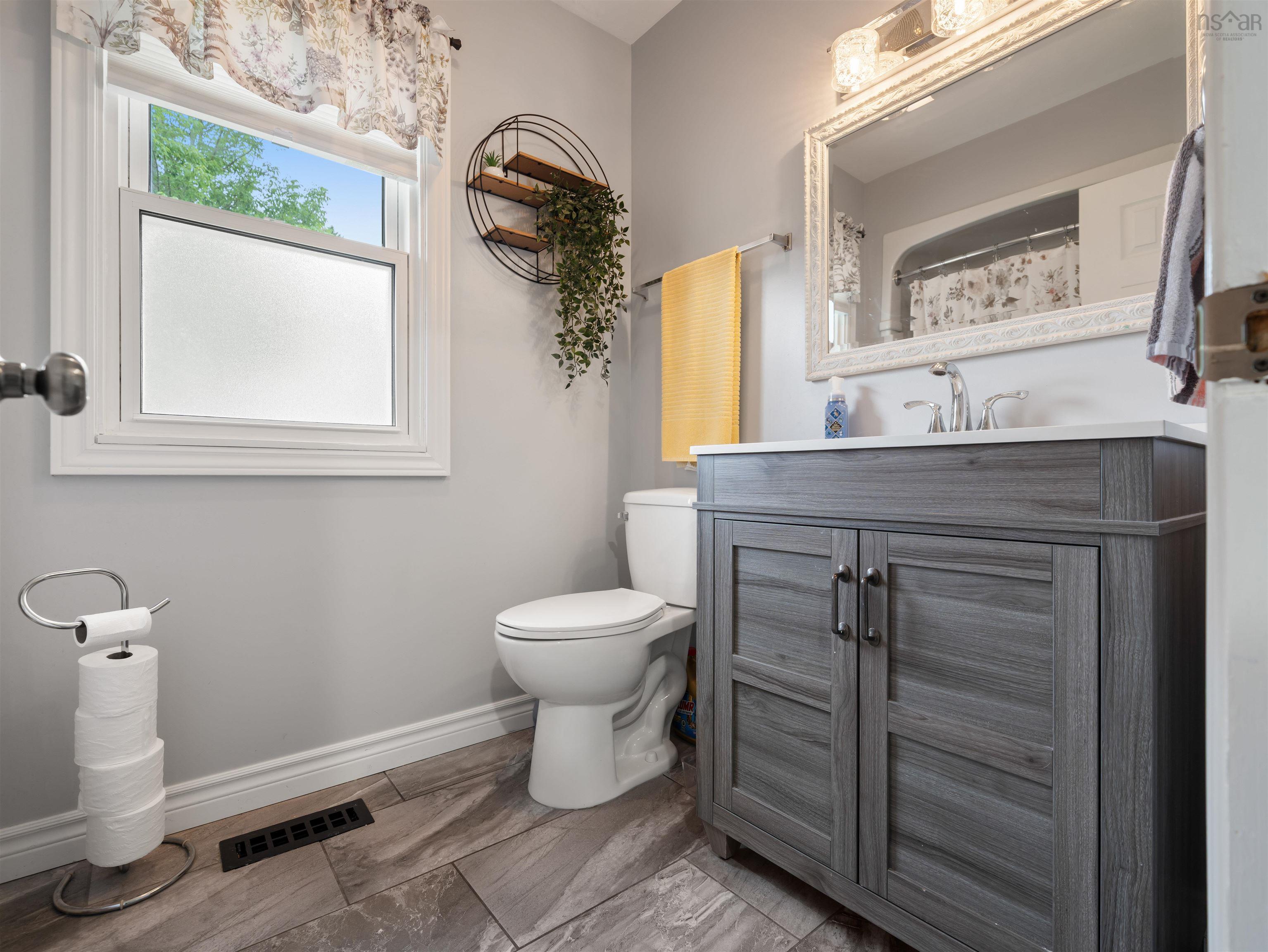 $369,900.00: 193 Willow Avenue, New Glasgow
