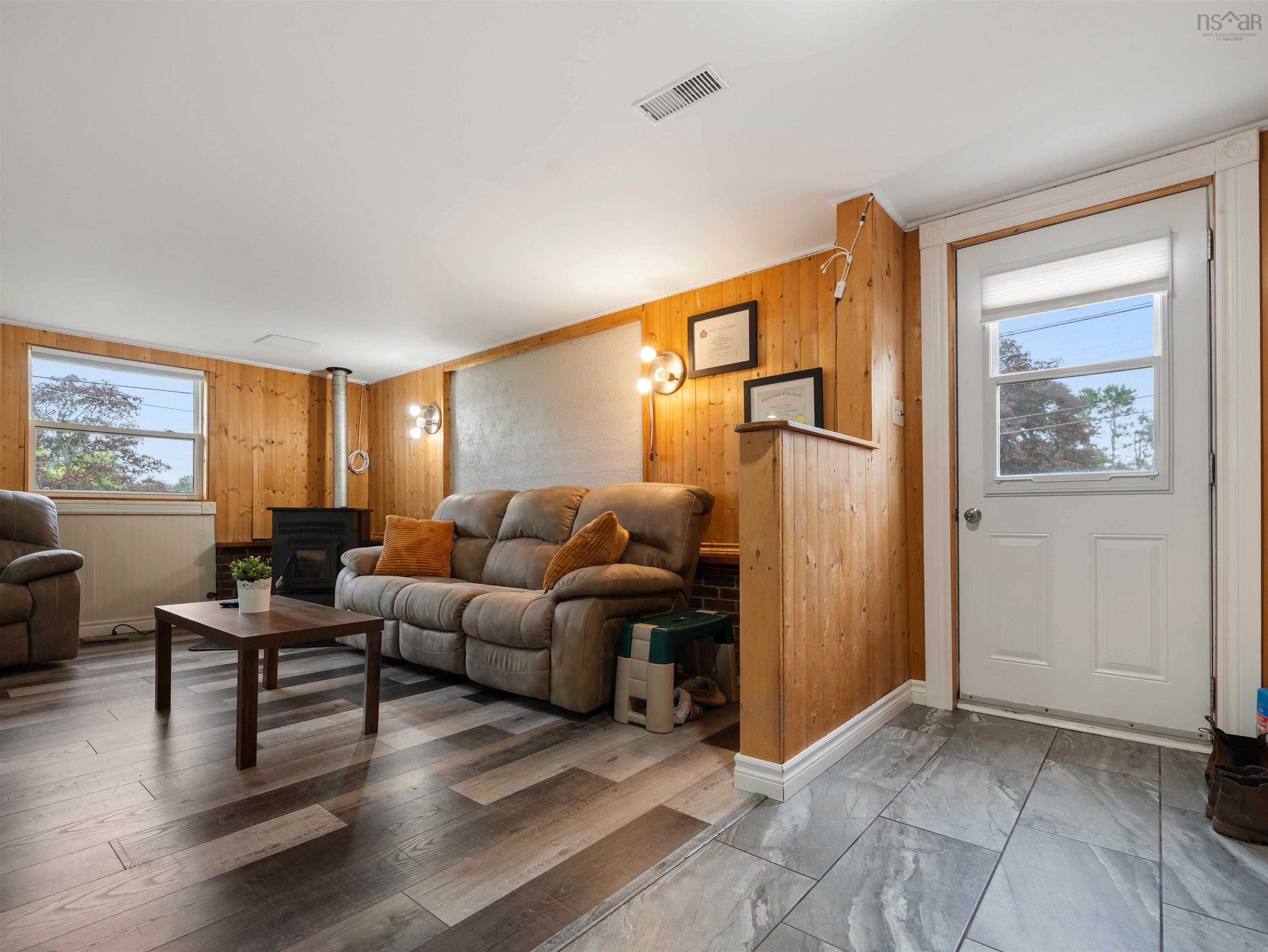 $369,900.00: 193 Willow Avenue, New Glasgow