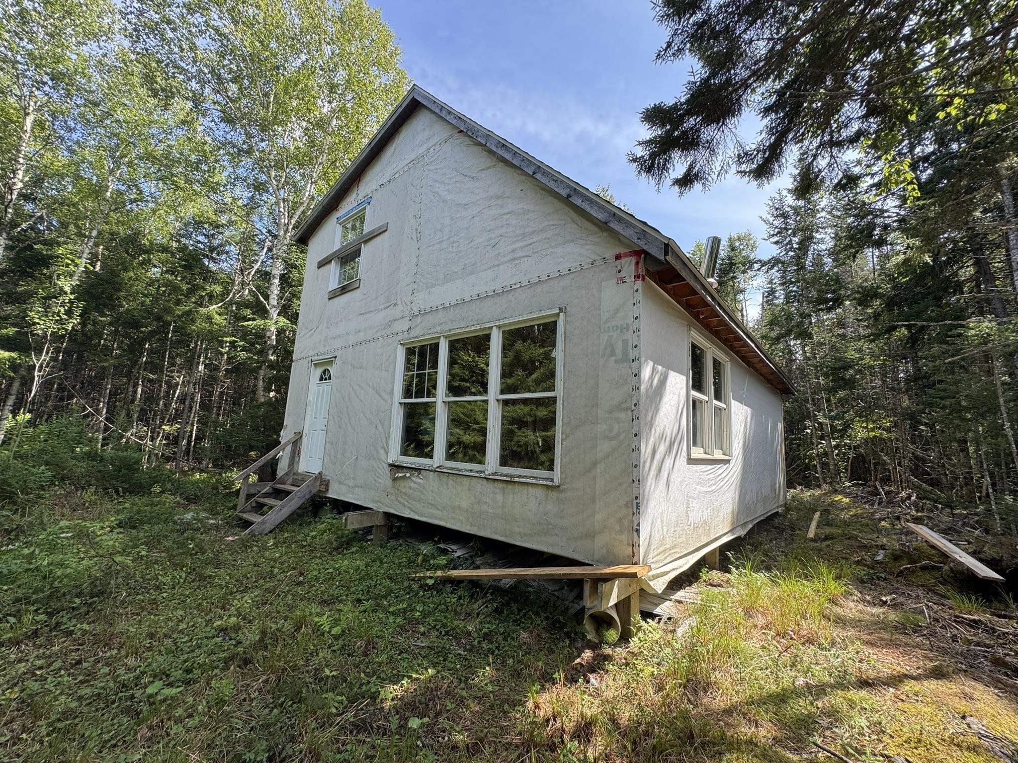 $90,000.00: Lot Macs Lane, Eden Lake