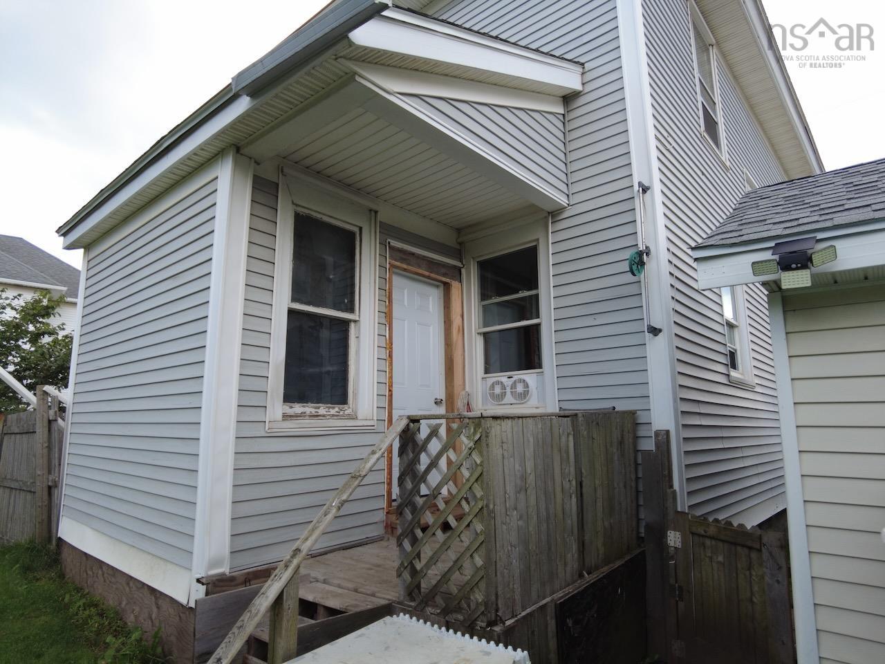 $134,700.00: 54 Prince Arthur Street, Amherst
