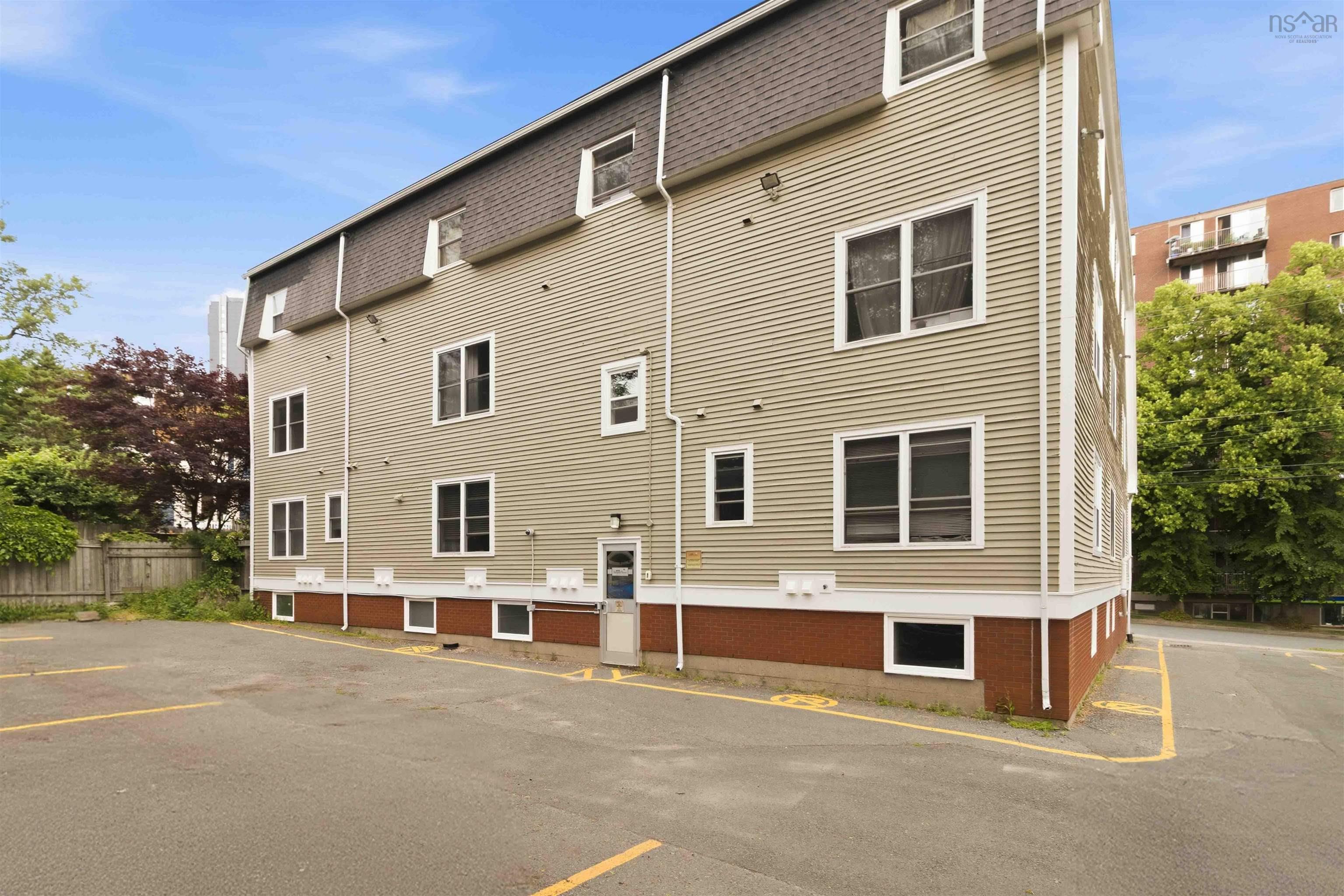 1 5444 Victoria Road, Halifax, NS (MLS 202621531)
