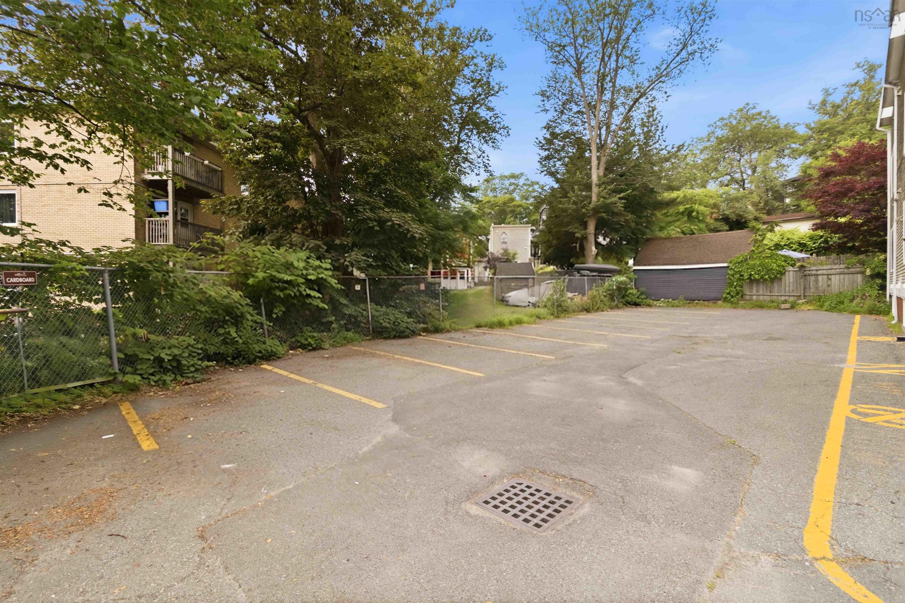 1 5444 Victoria Road, Halifax, NS (MLS 202621531)