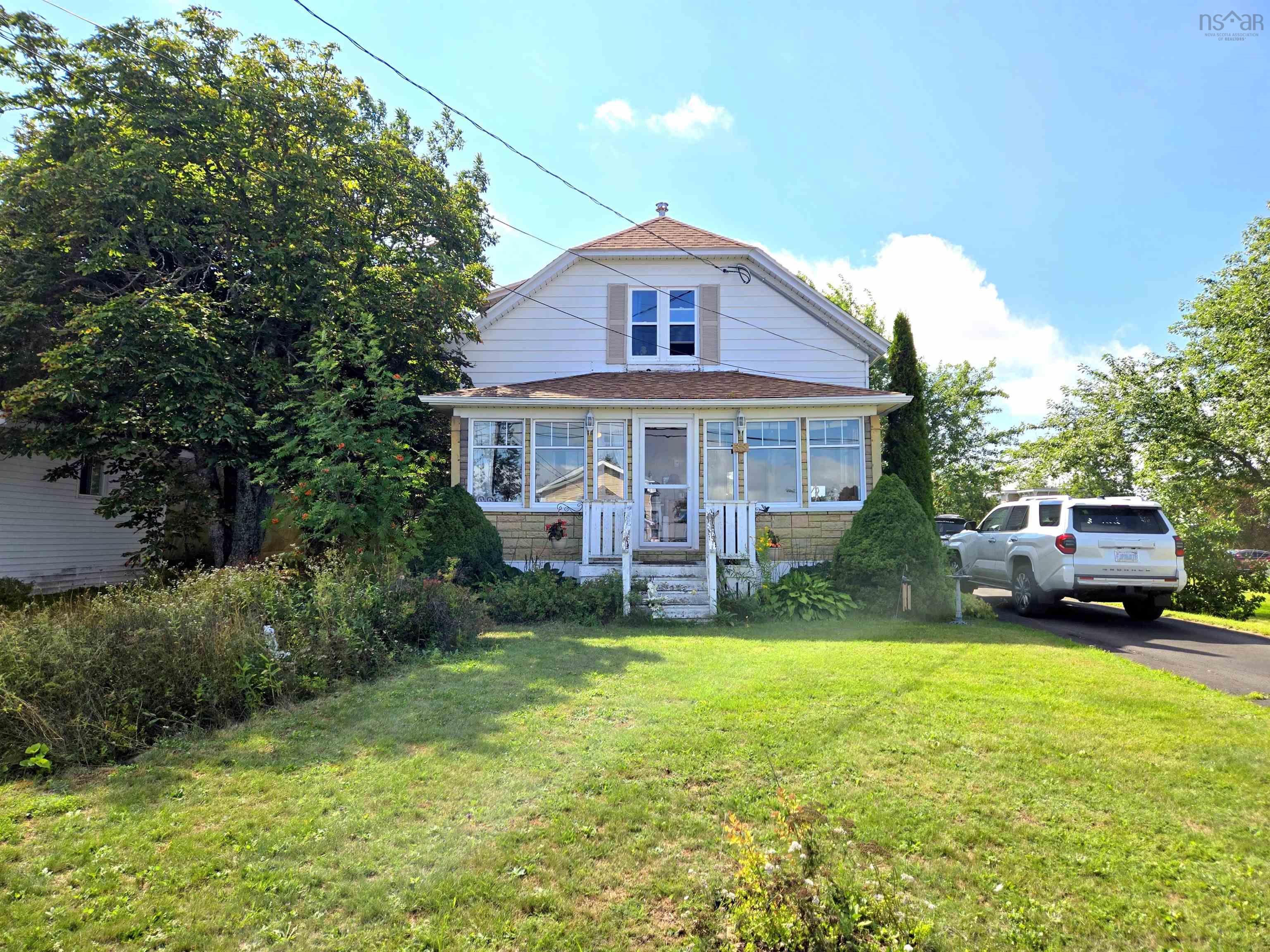 35 Maple Street, Springhill, NS (MLS® 202621539)