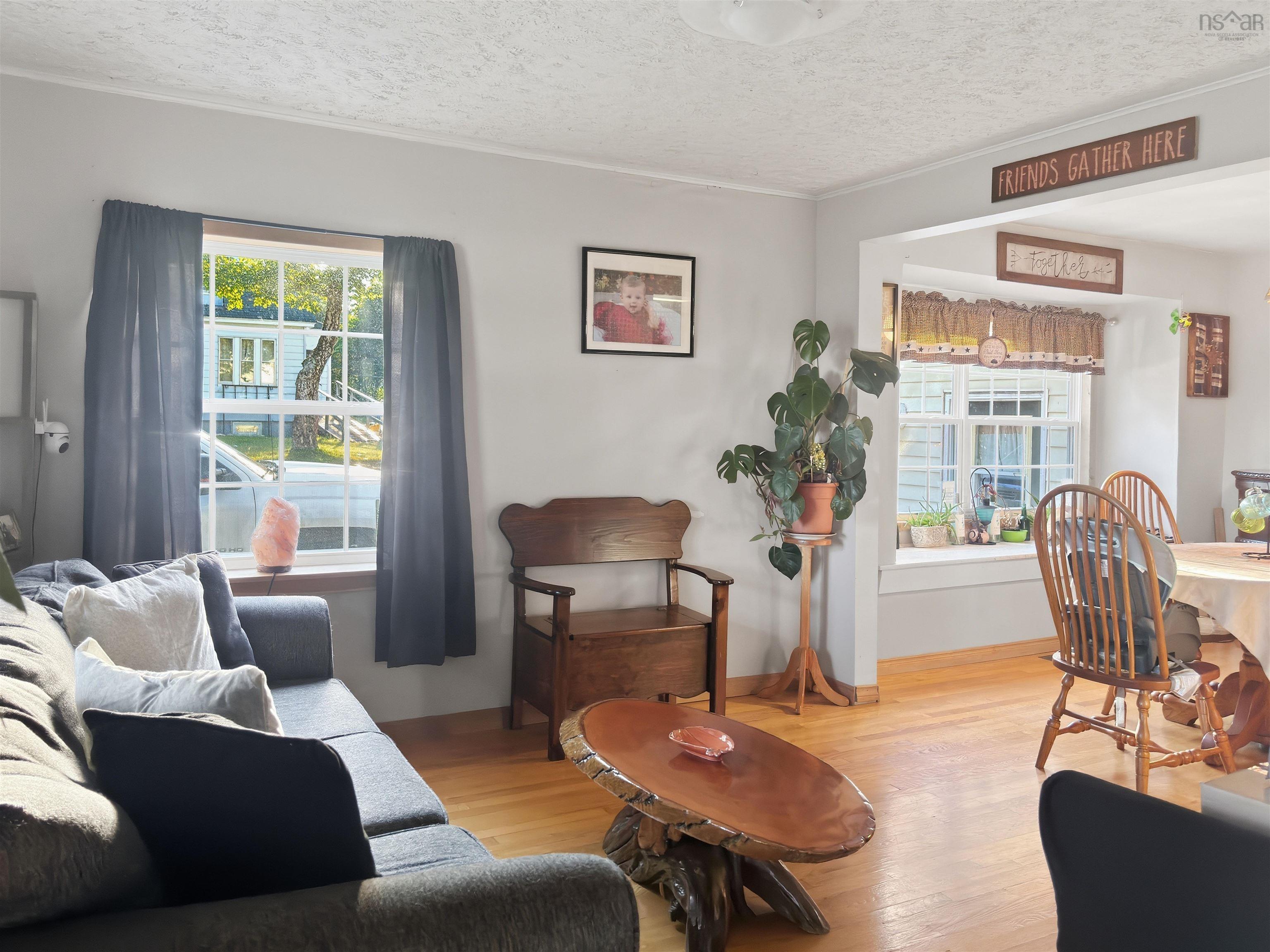 $309,900.00: 61 Jenks Avenue, Parrsboro