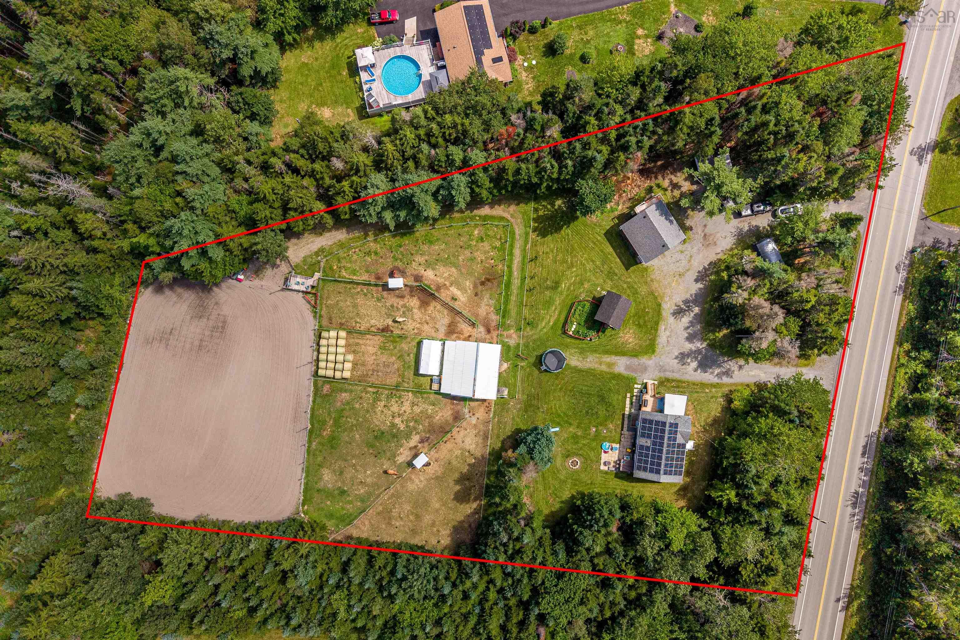 $749,900.00: 287 Highway 1, Mount Uniacke