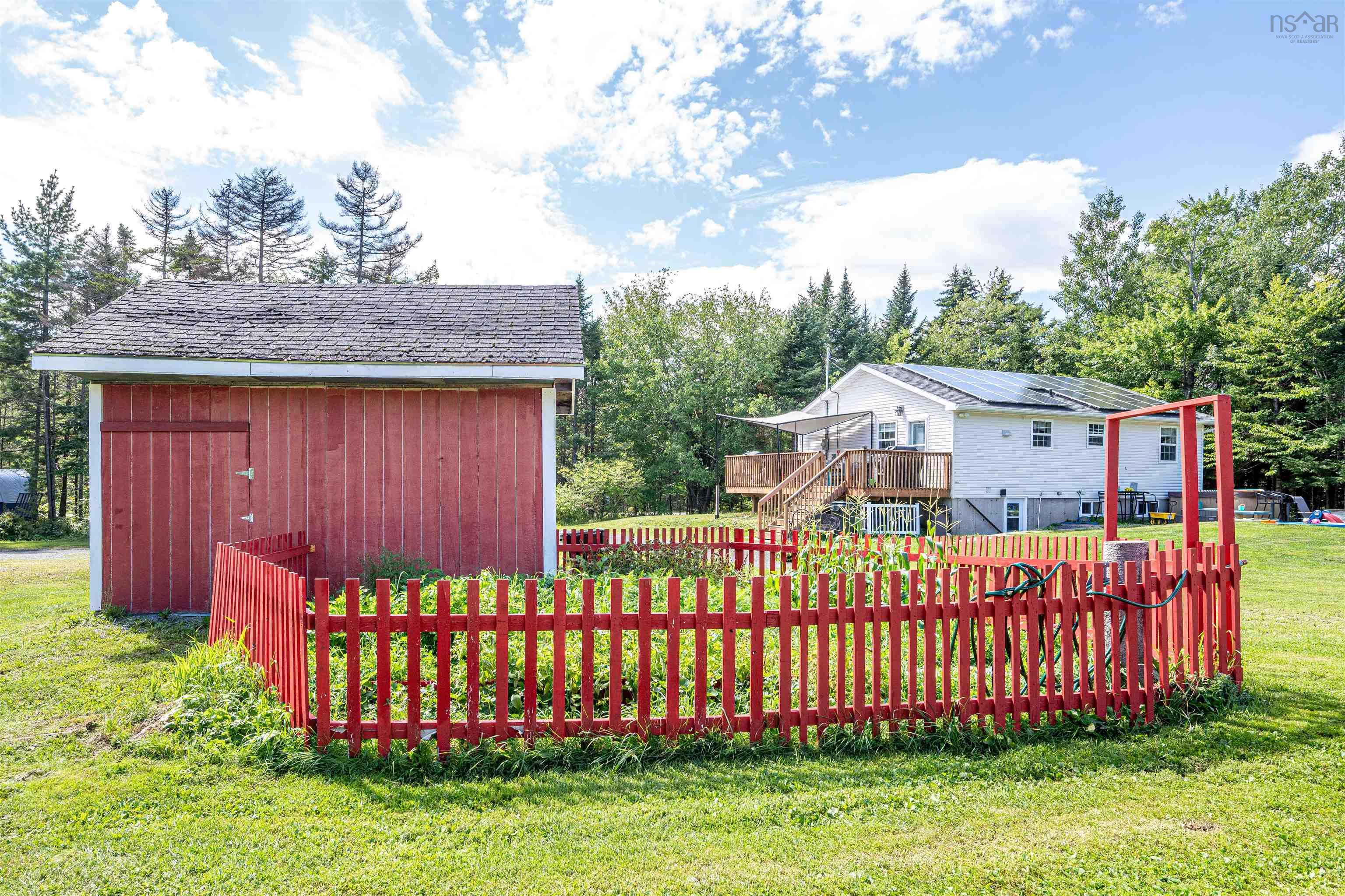 $749,900.00: 287 Highway 1, Mount Uniacke