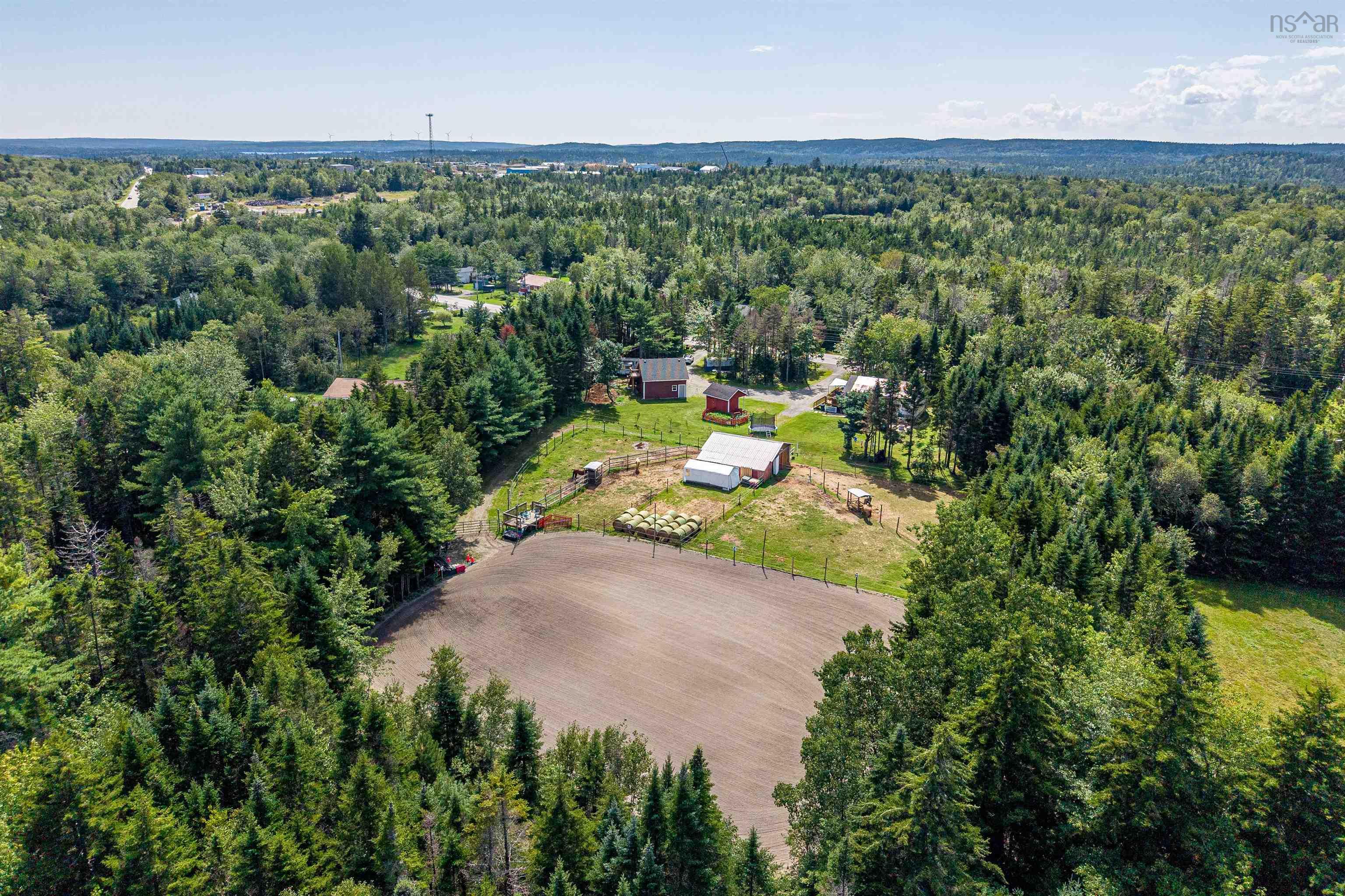 $749,900.00: 287 Highway 1, Mount Uniacke