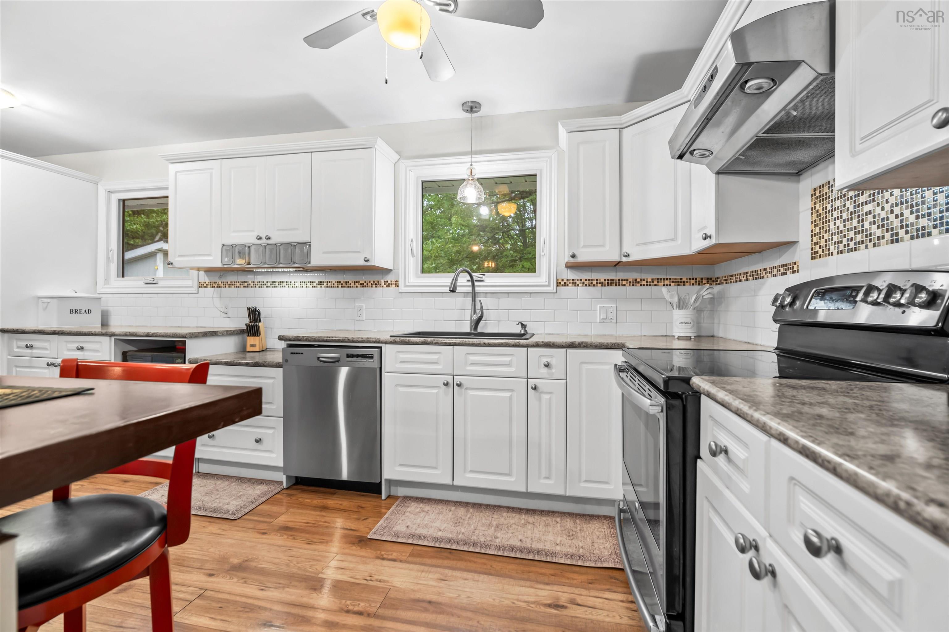 $524,900.00: 21 Cathy Road, Brookside