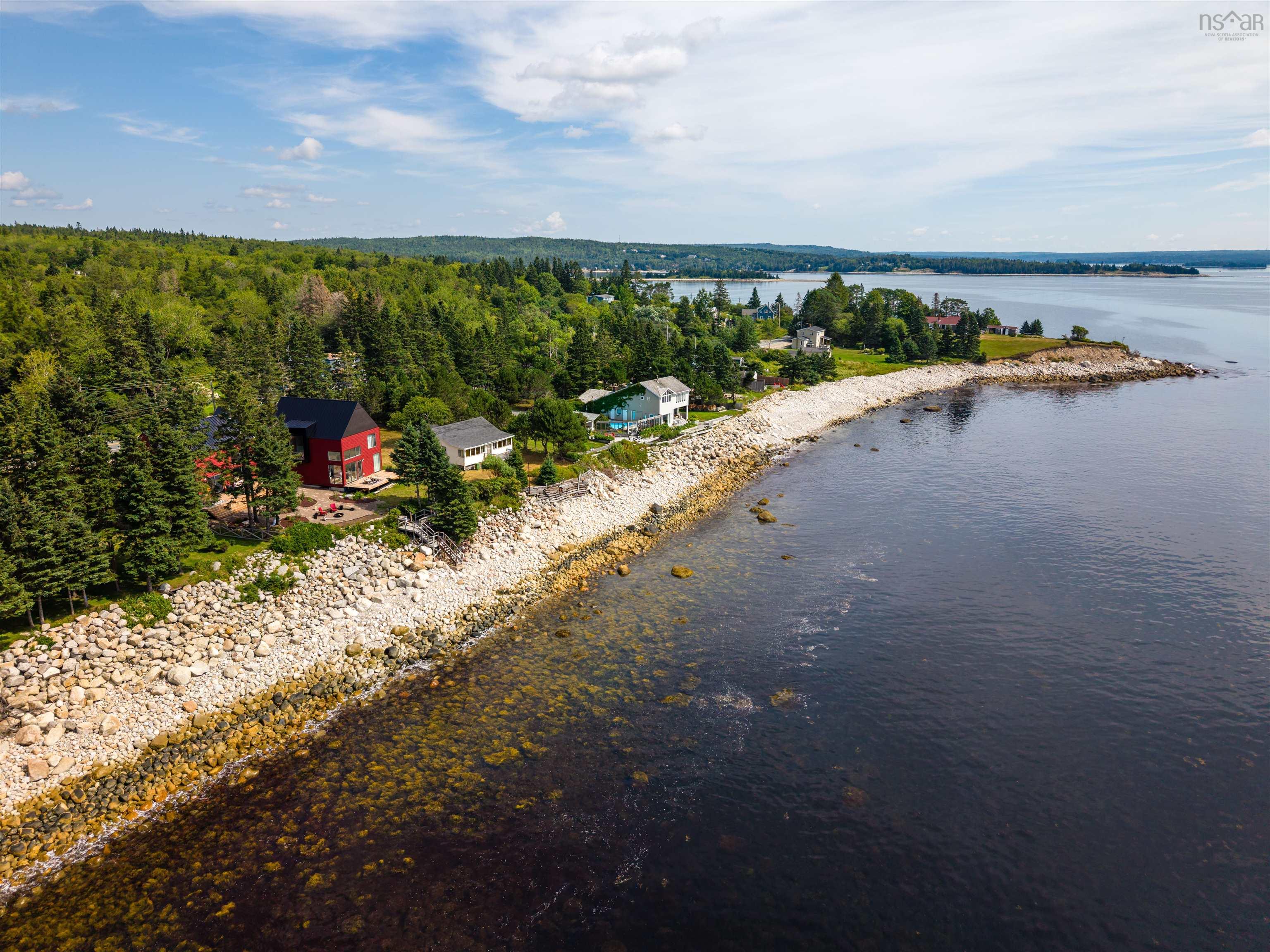 9136 St Margarets Bay Road, Queensland, NS (MLS 202621571)
