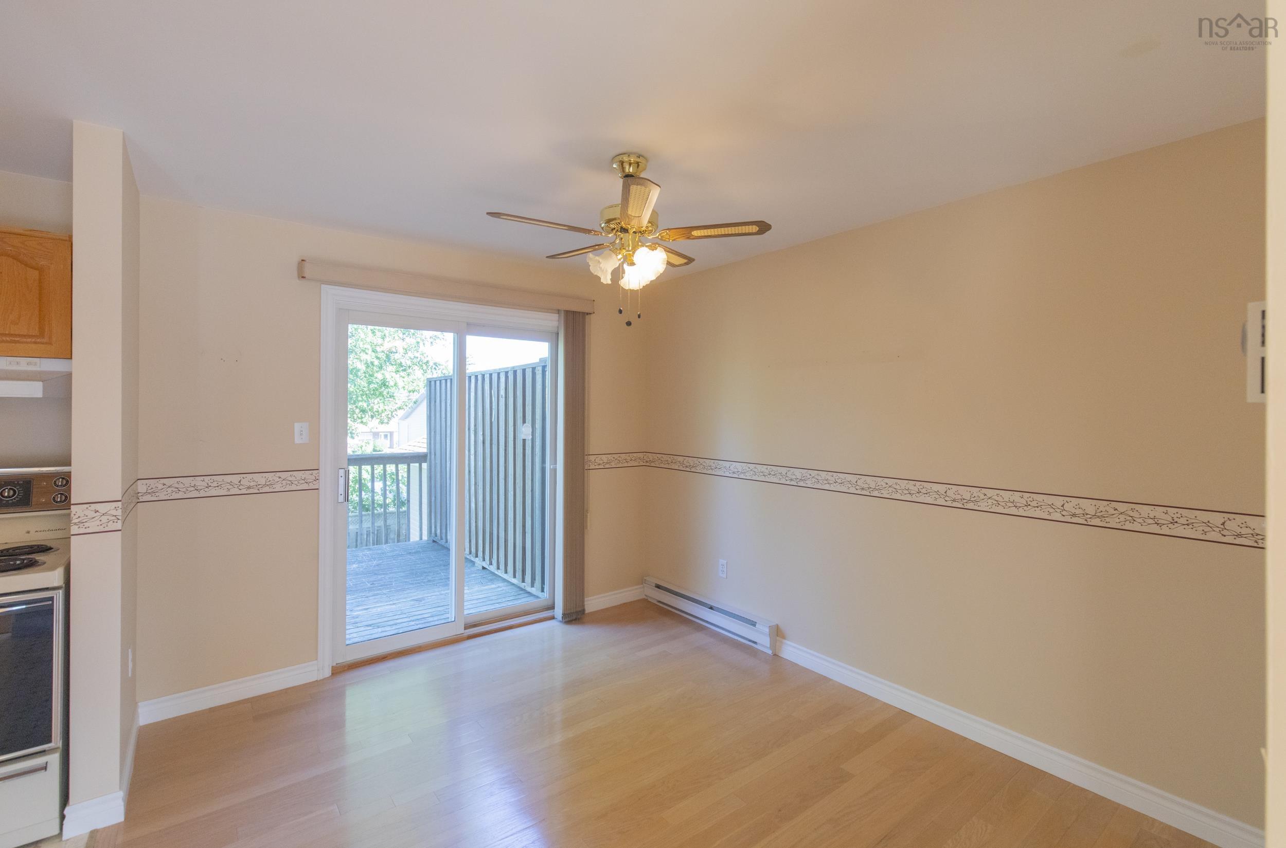 $349,900.00: 27 Willowbend Court, Bridgewater