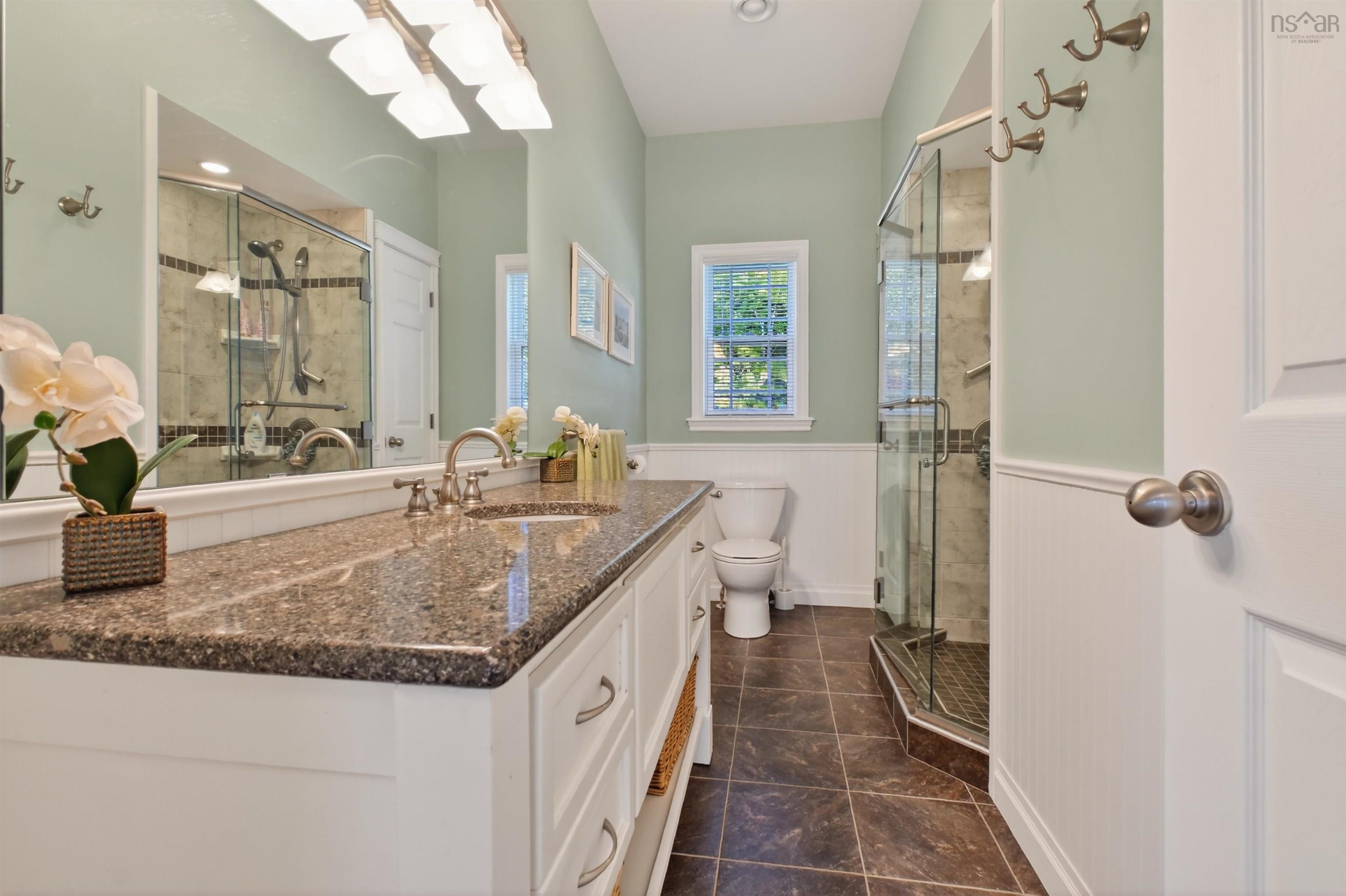 $1,000,000.00: 7914 East Bay Highway, Big Pond Centre