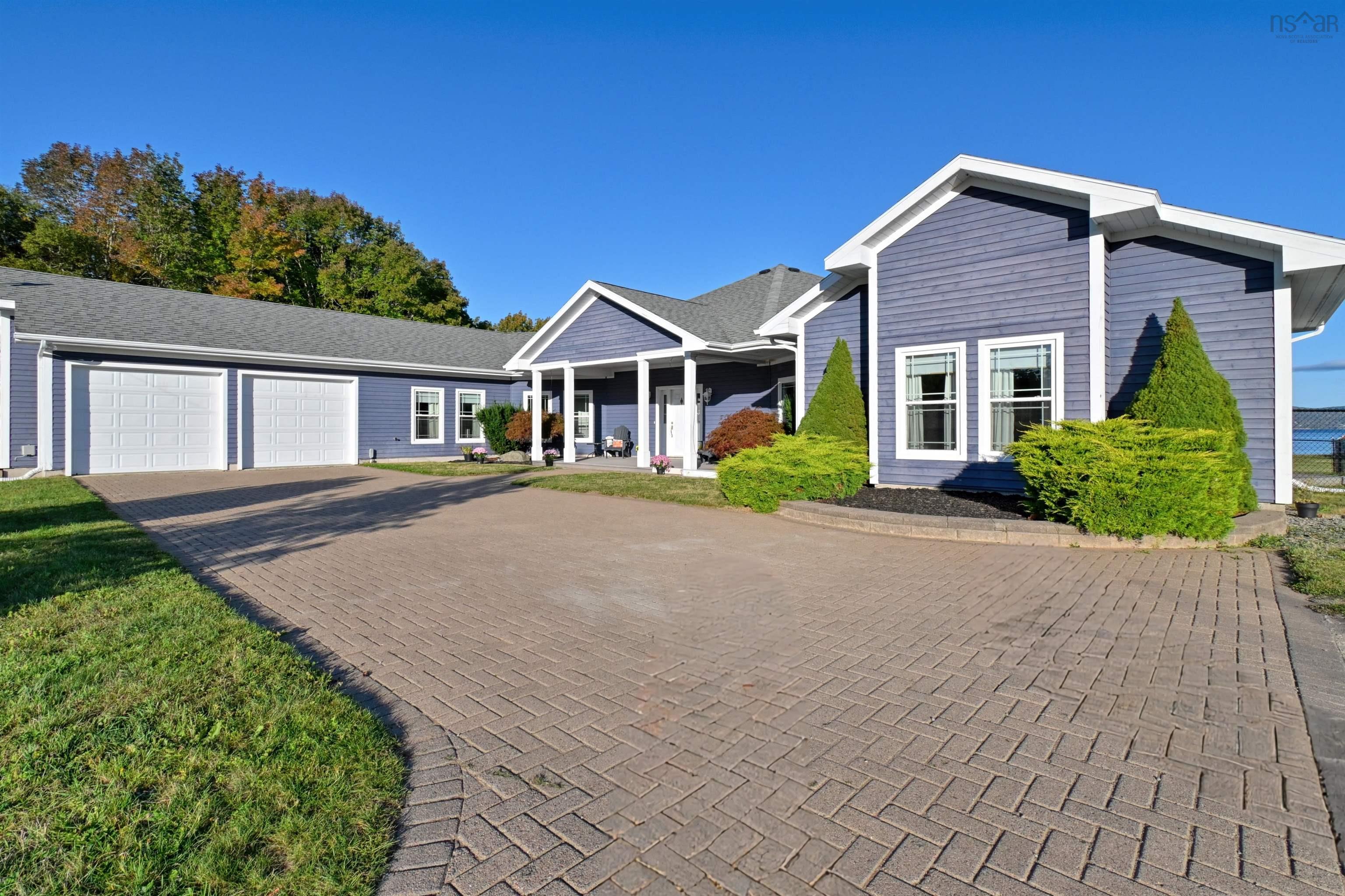 $1,000,000.00: 7914 East Bay Highway, Big Pond Centre