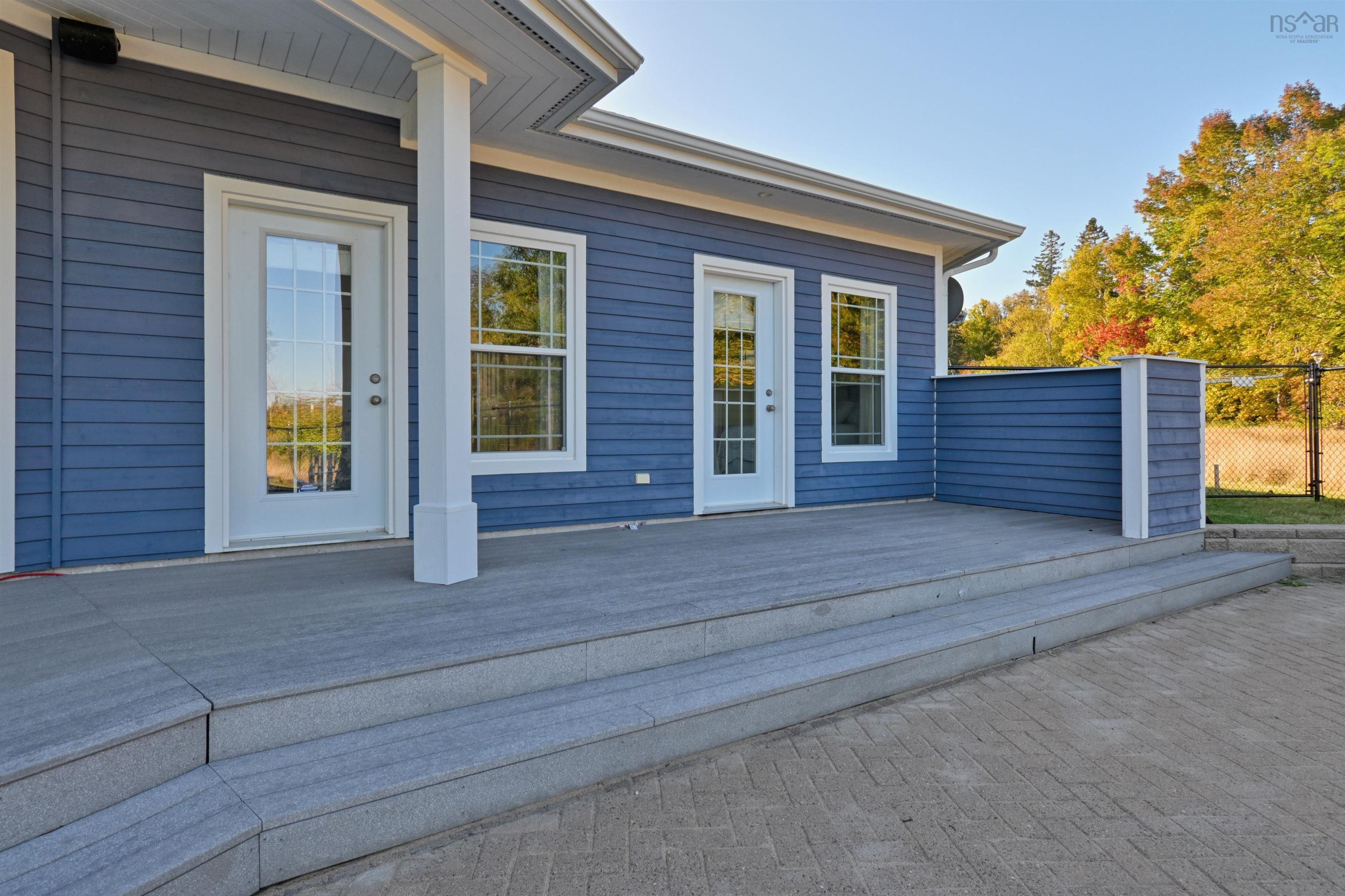 $1,000,000.00: 7914 East Bay Highway, Big Pond Centre