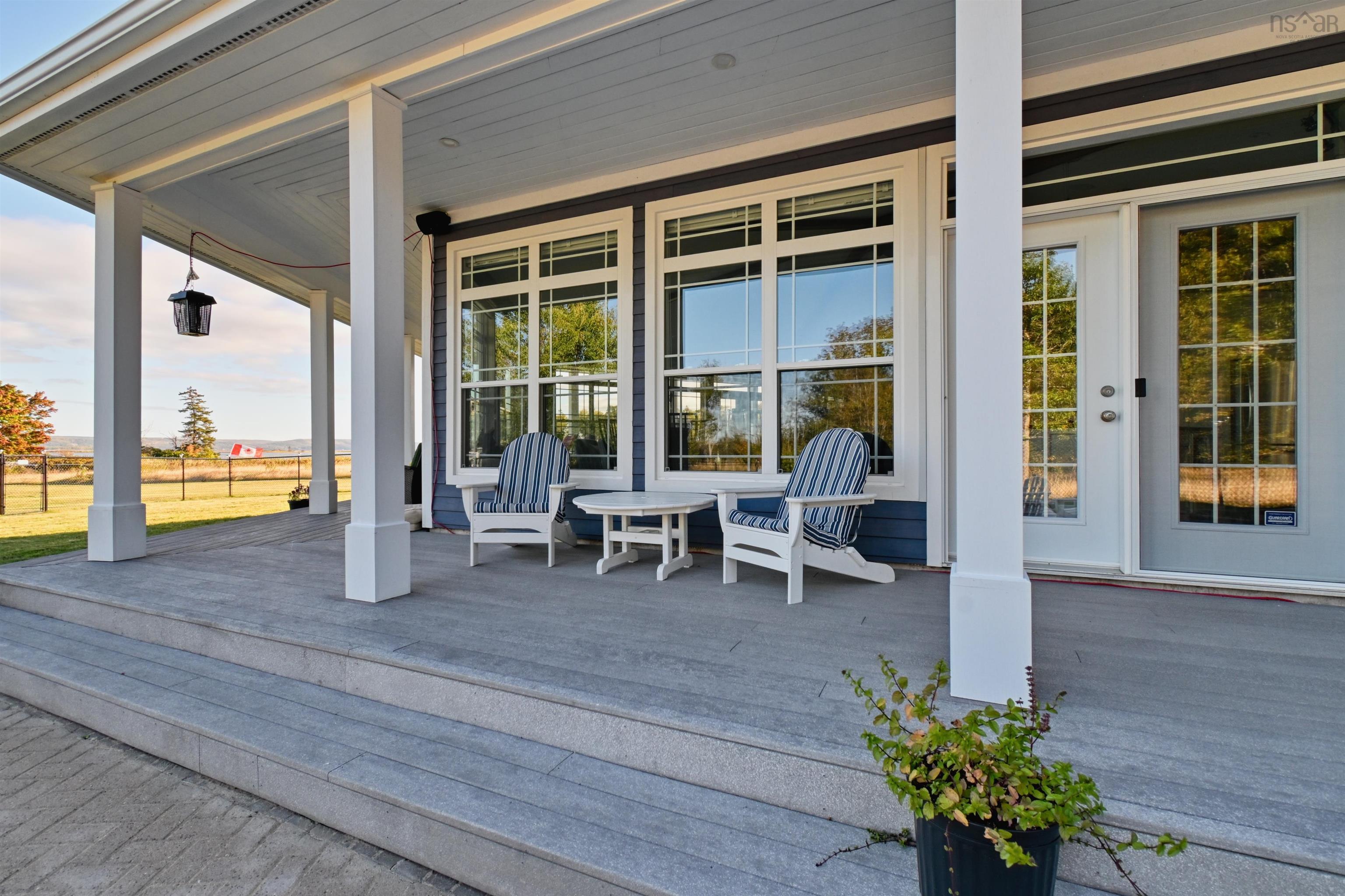 $1,000,000.00: 7914 East Bay Highway, Big Pond Centre
