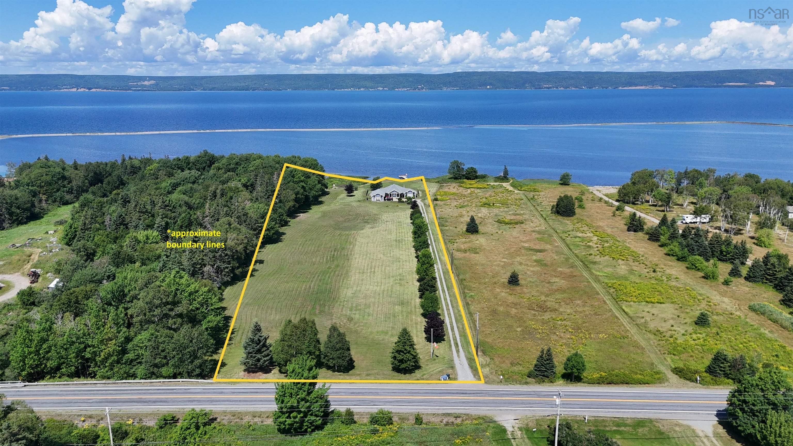 $1,000,000.00: 7914 East Bay Highway, Big Pond Centre