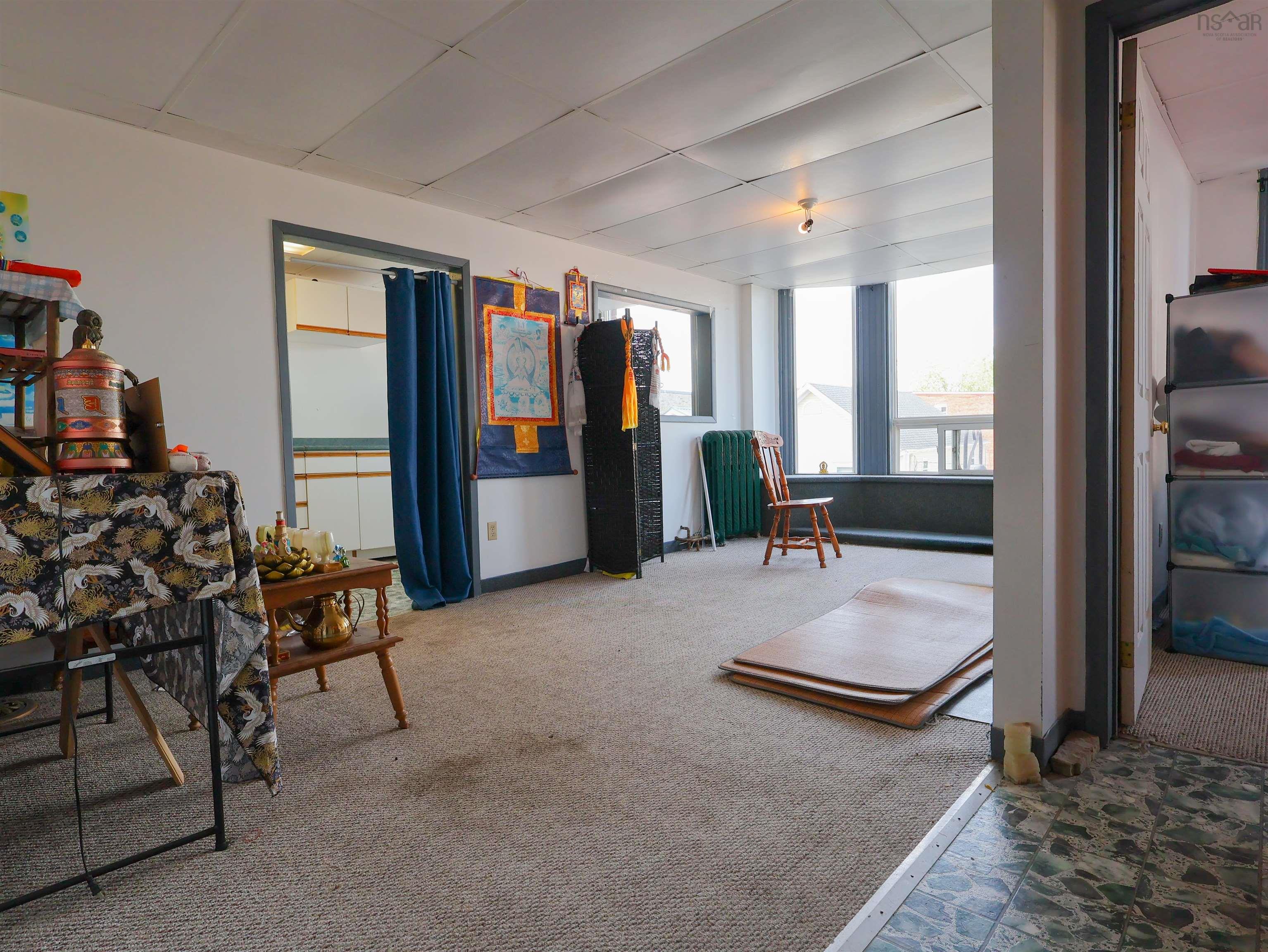 $240,000.00: 109 Victoria Street E, Amherst