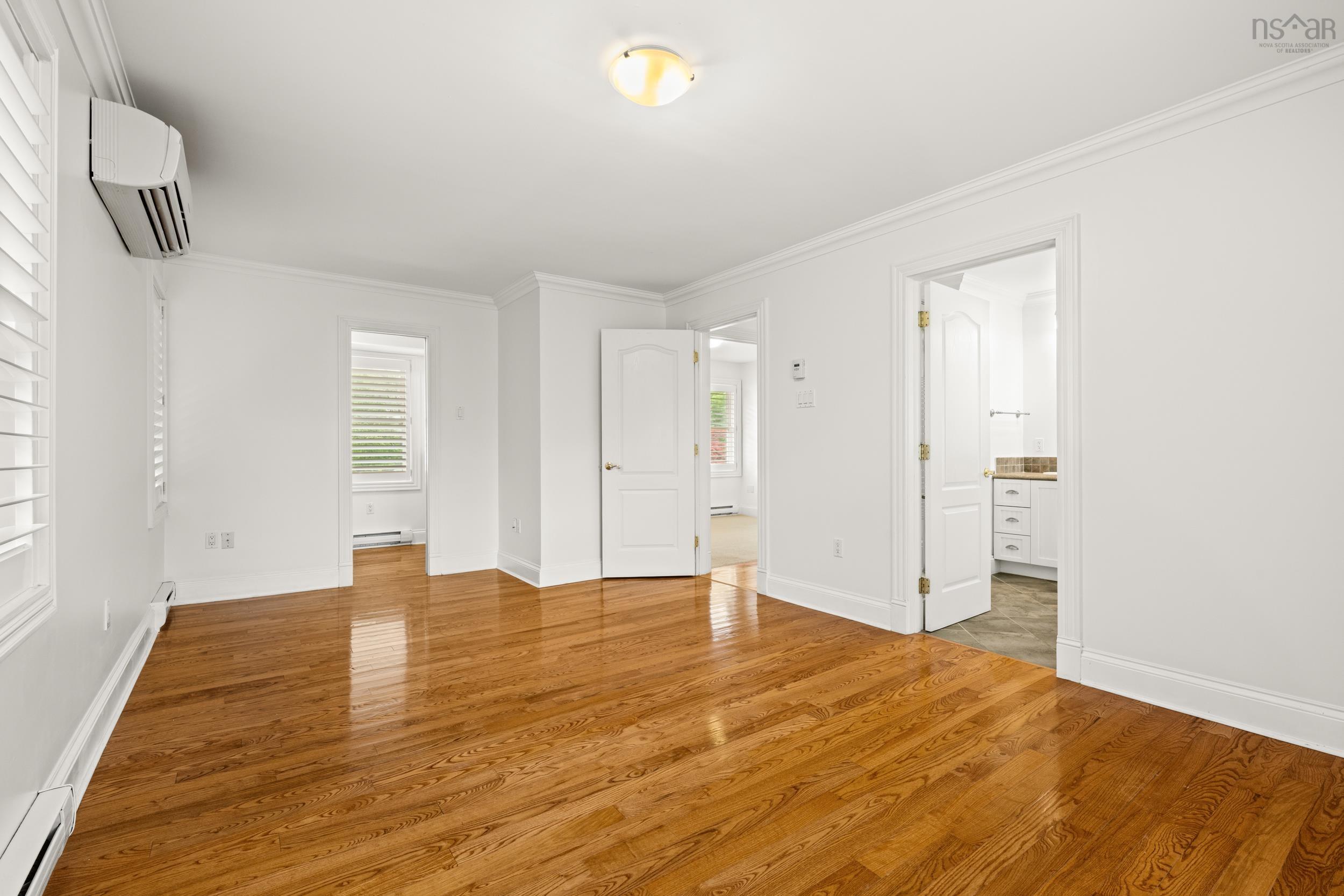 $895,000.00: 74 Golf Links Road, Bedford