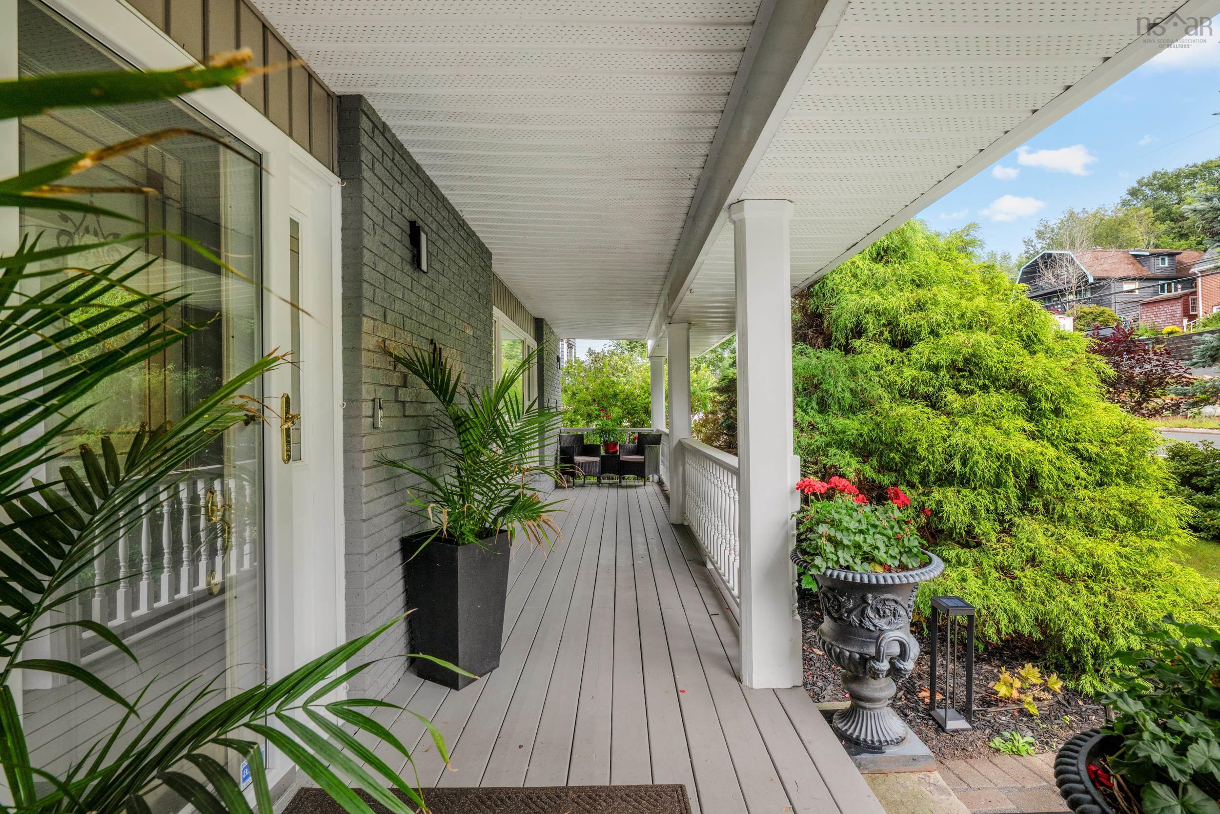 $895,000.00: 74 Golf Links Road, Bedford