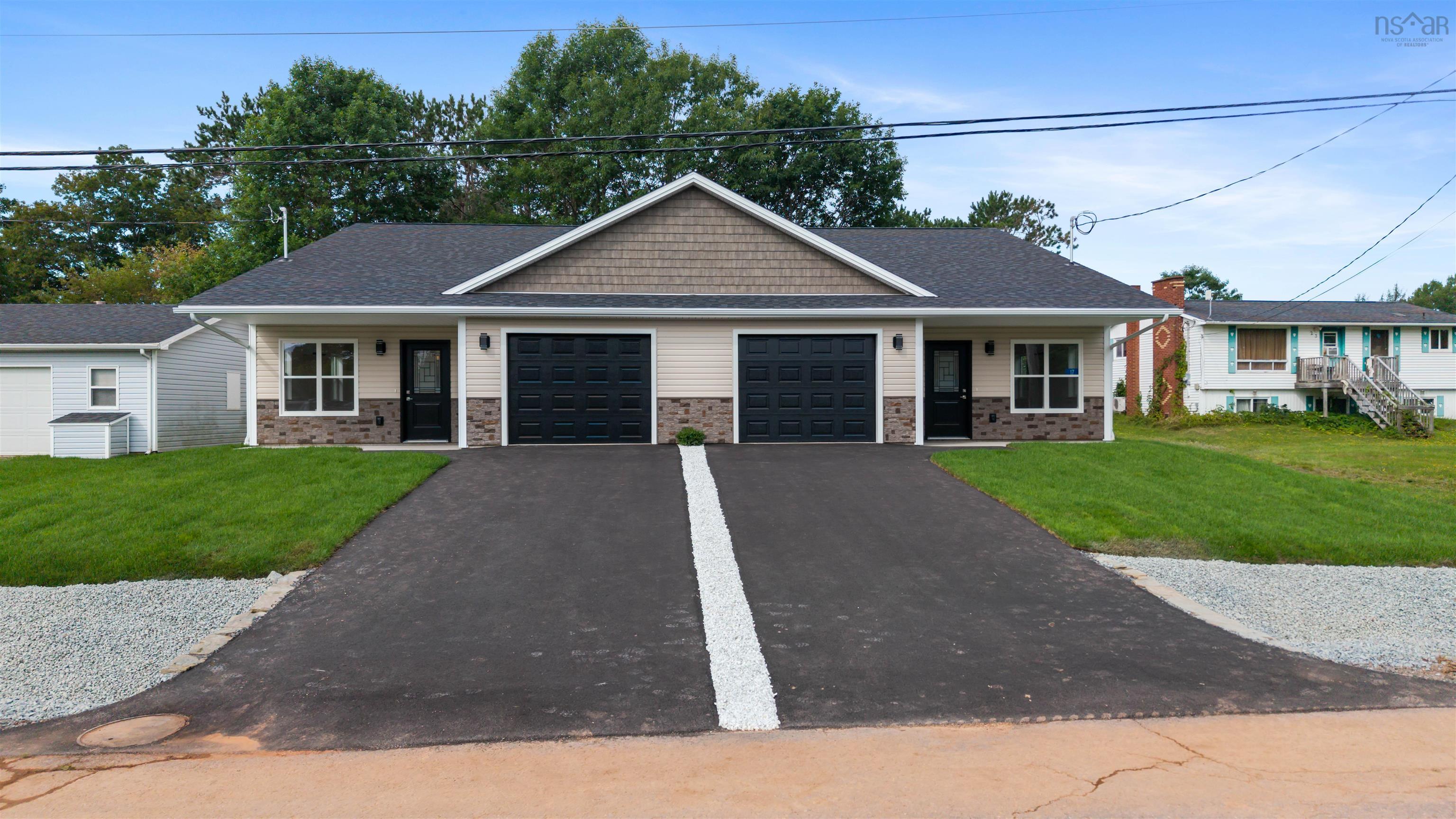 $429,500.00: 15 Sunset Lane, Valley