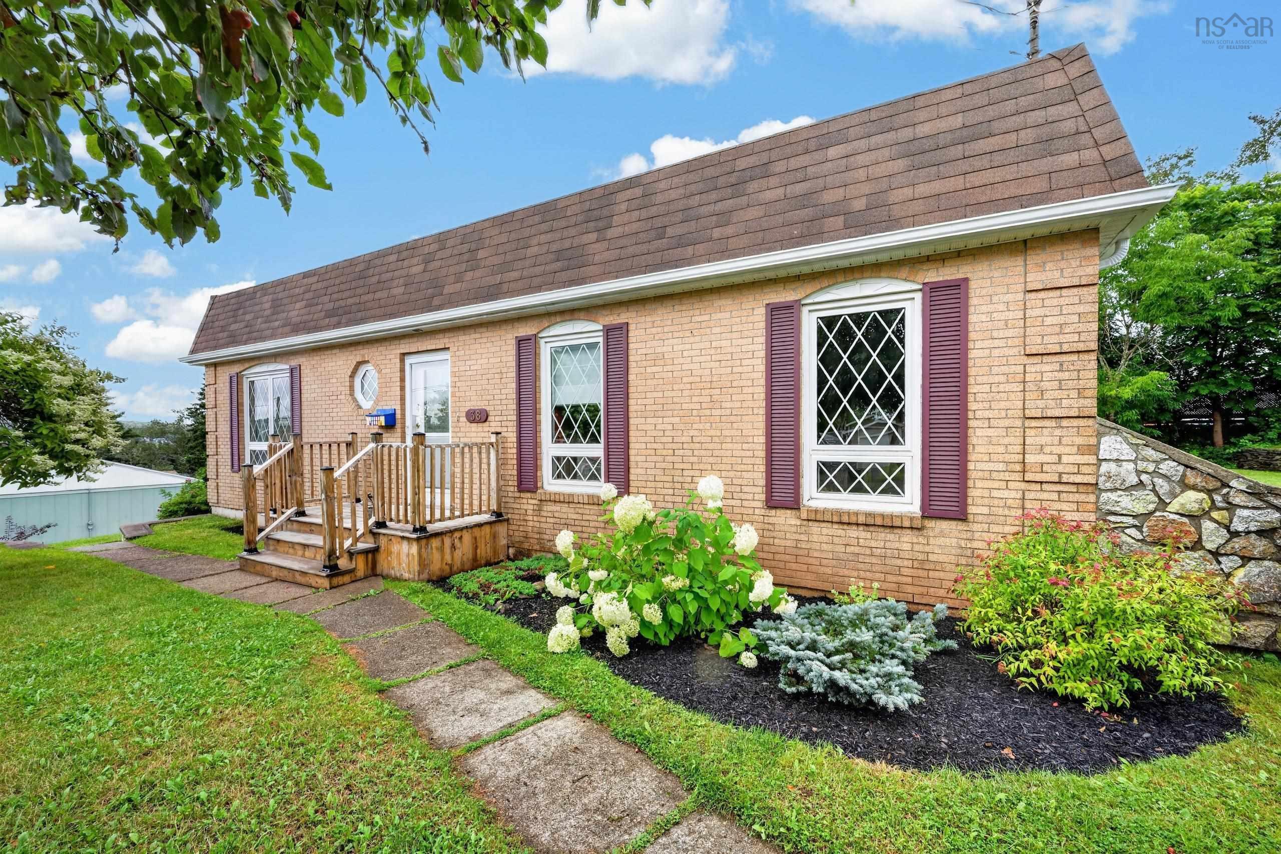 $370,000.00: 38 Leeside Drive, Coxheath