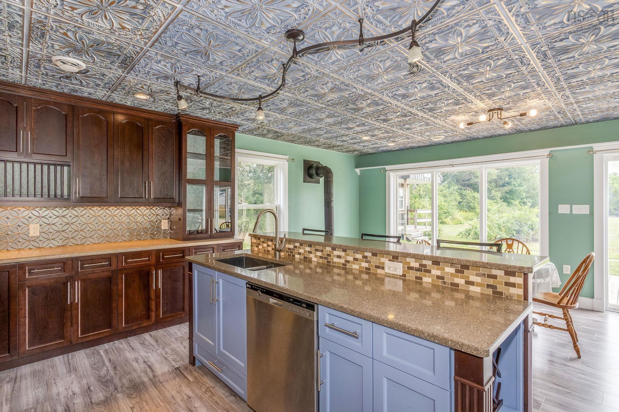 $1,190,000.00: 13743 & 13725 Highway 1, Wilmot