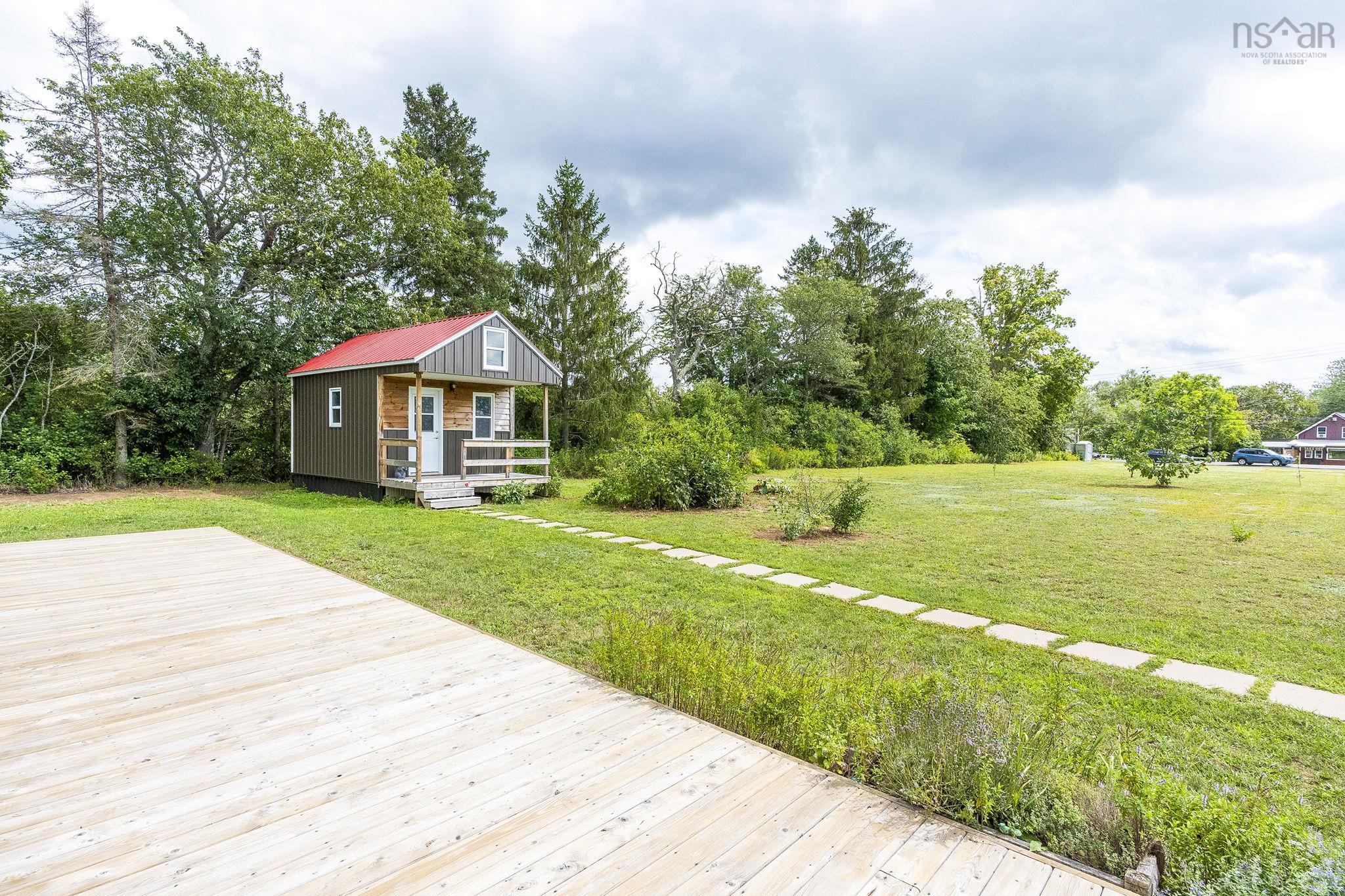 $1,190,000.00: 13743 & 13725 Highway 1, Wilmot