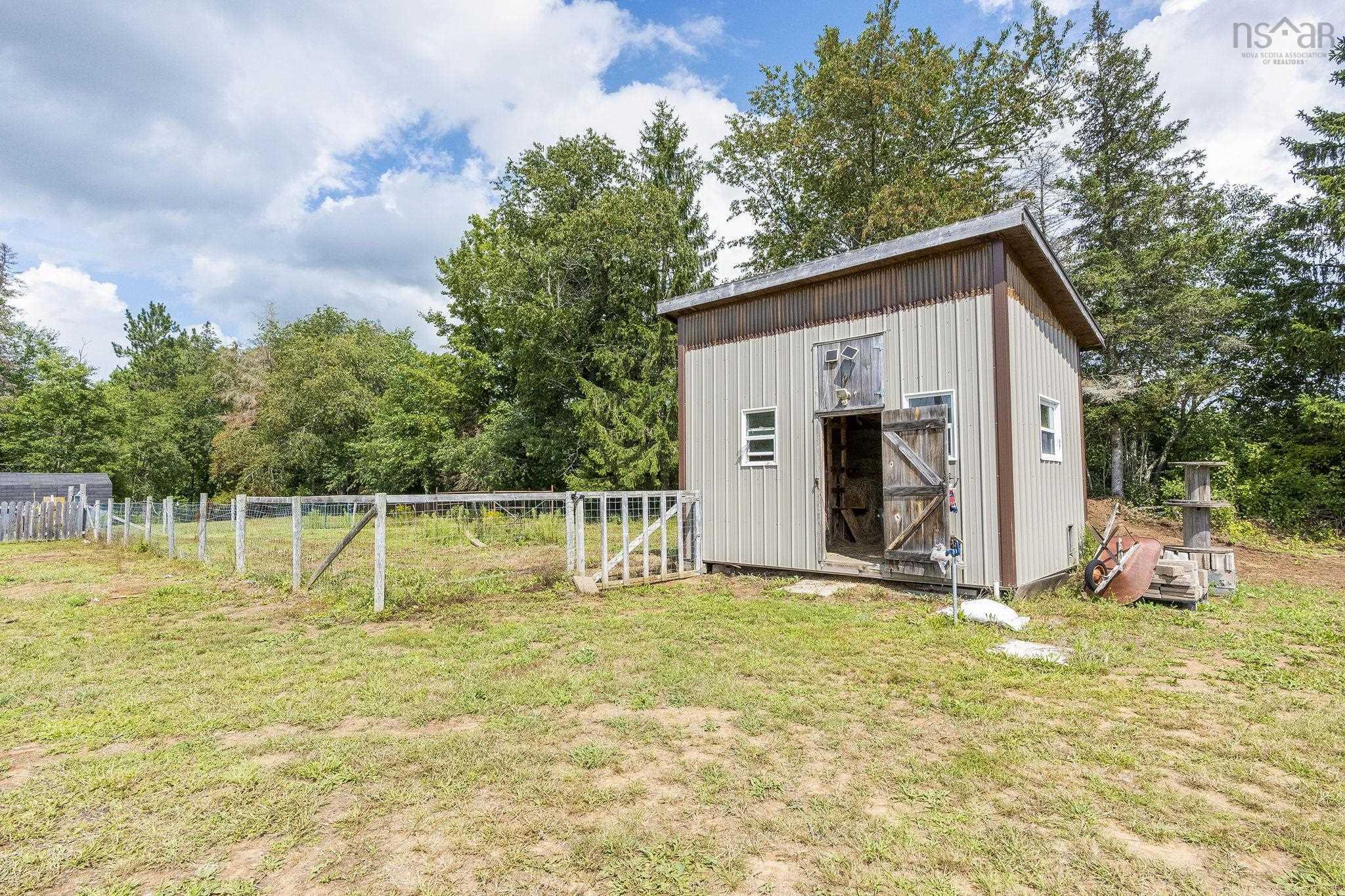 $1,190,000.00: 13743 & 13725 Highway 1, Wilmot