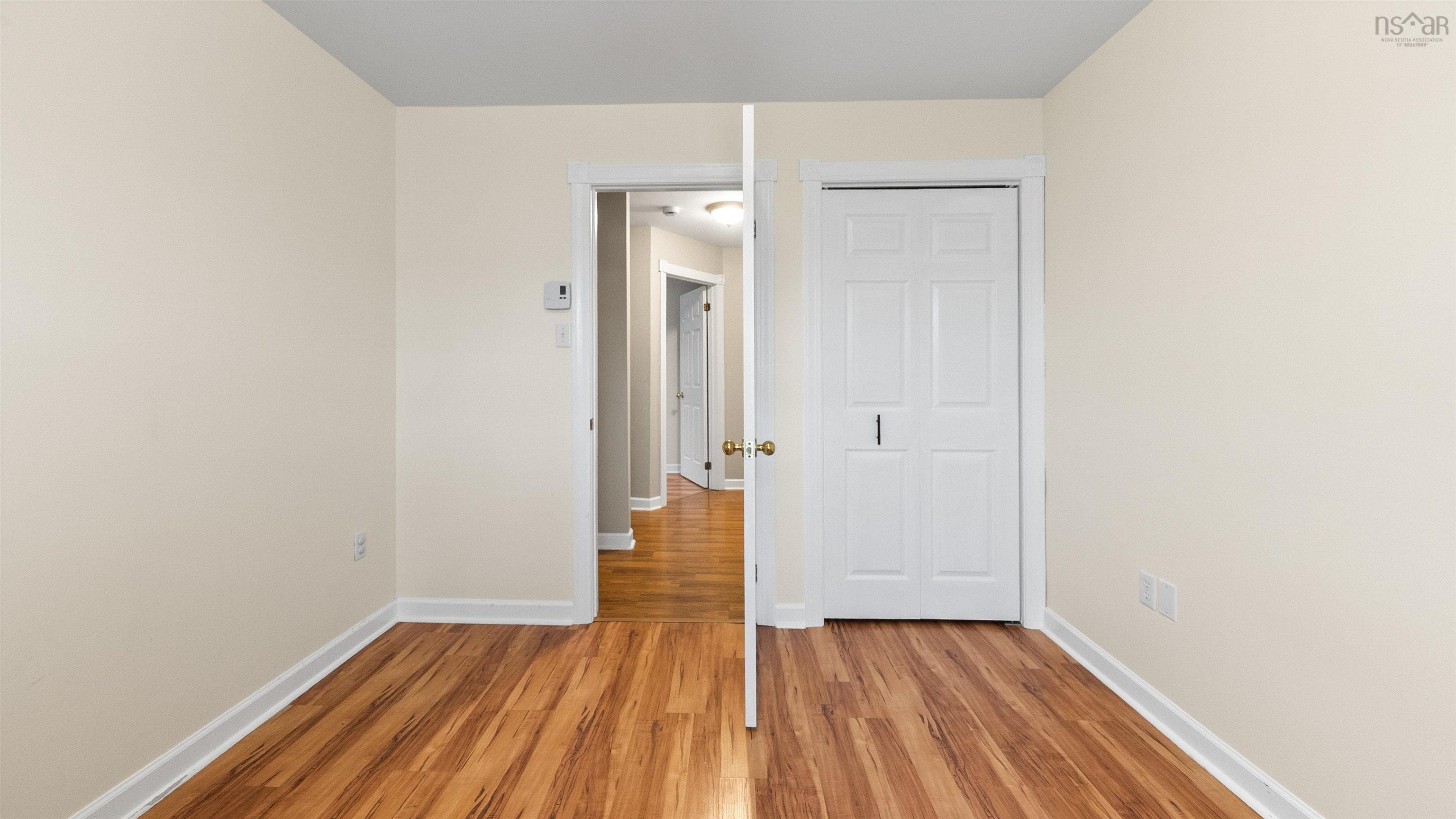 $515,000.00: 193 Greenwood Avenue, Timberlea