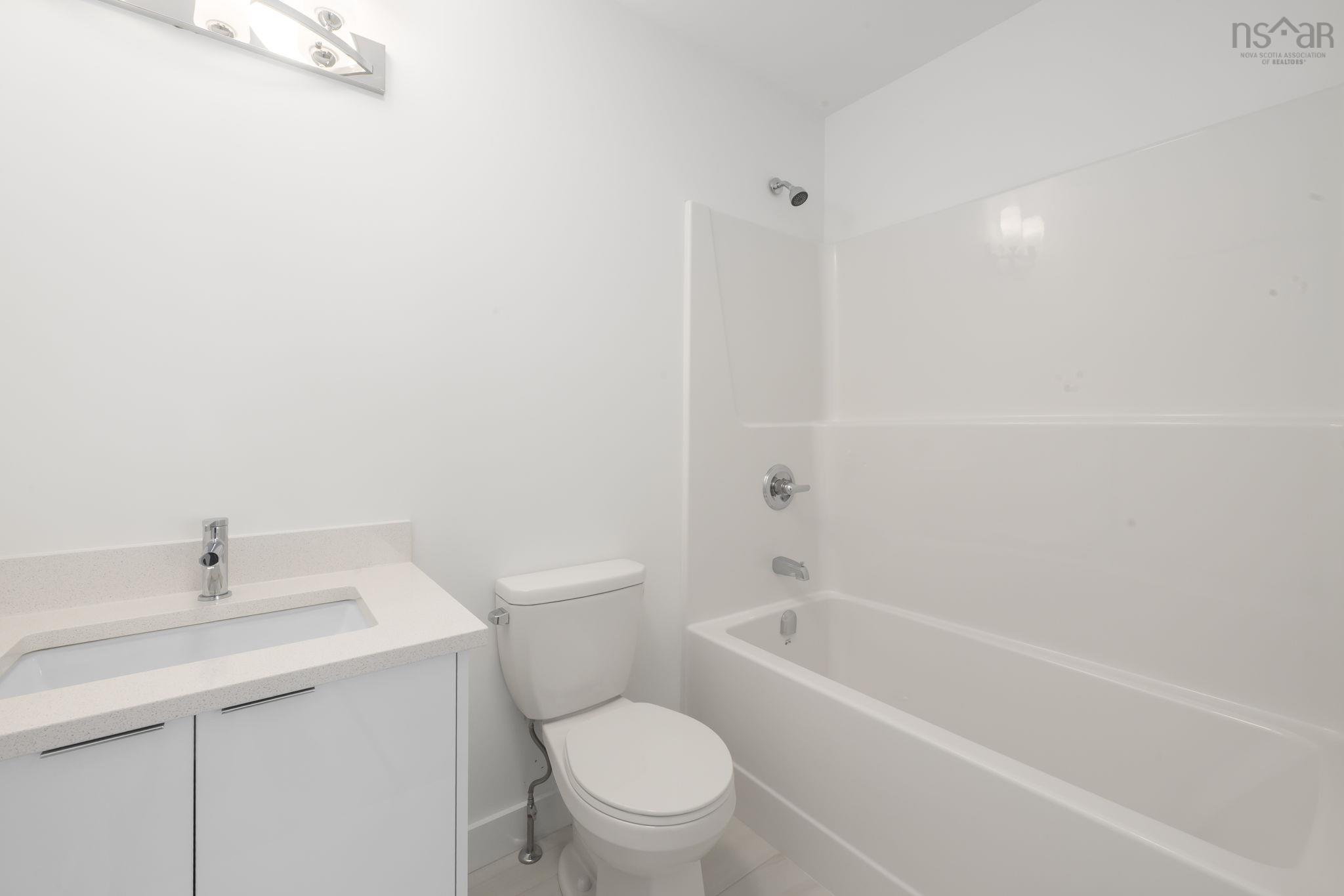 $999,900.00: 271 Provence Way, Brunello Estates