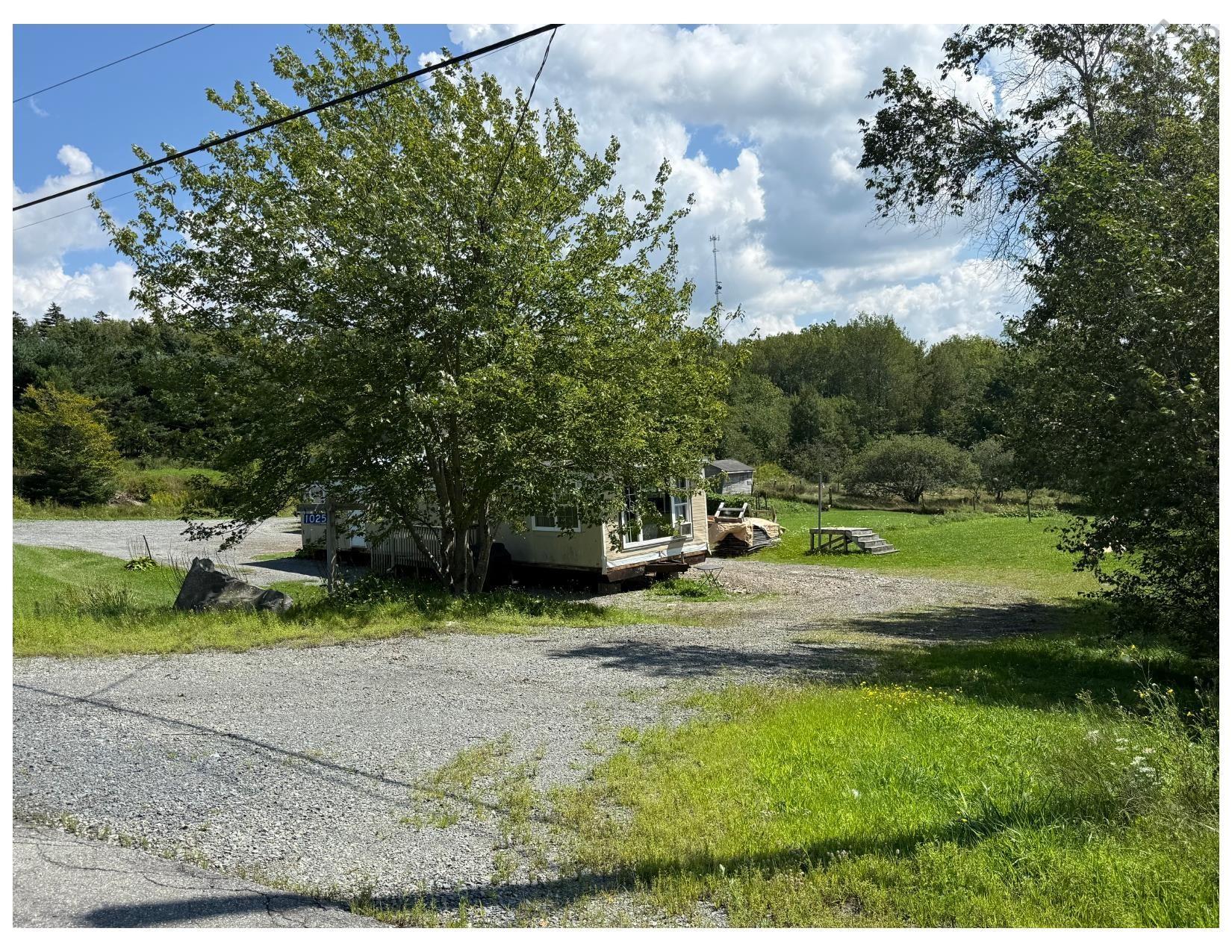 $695,000.00: 1025 East Uniacke Road, East Uniacke