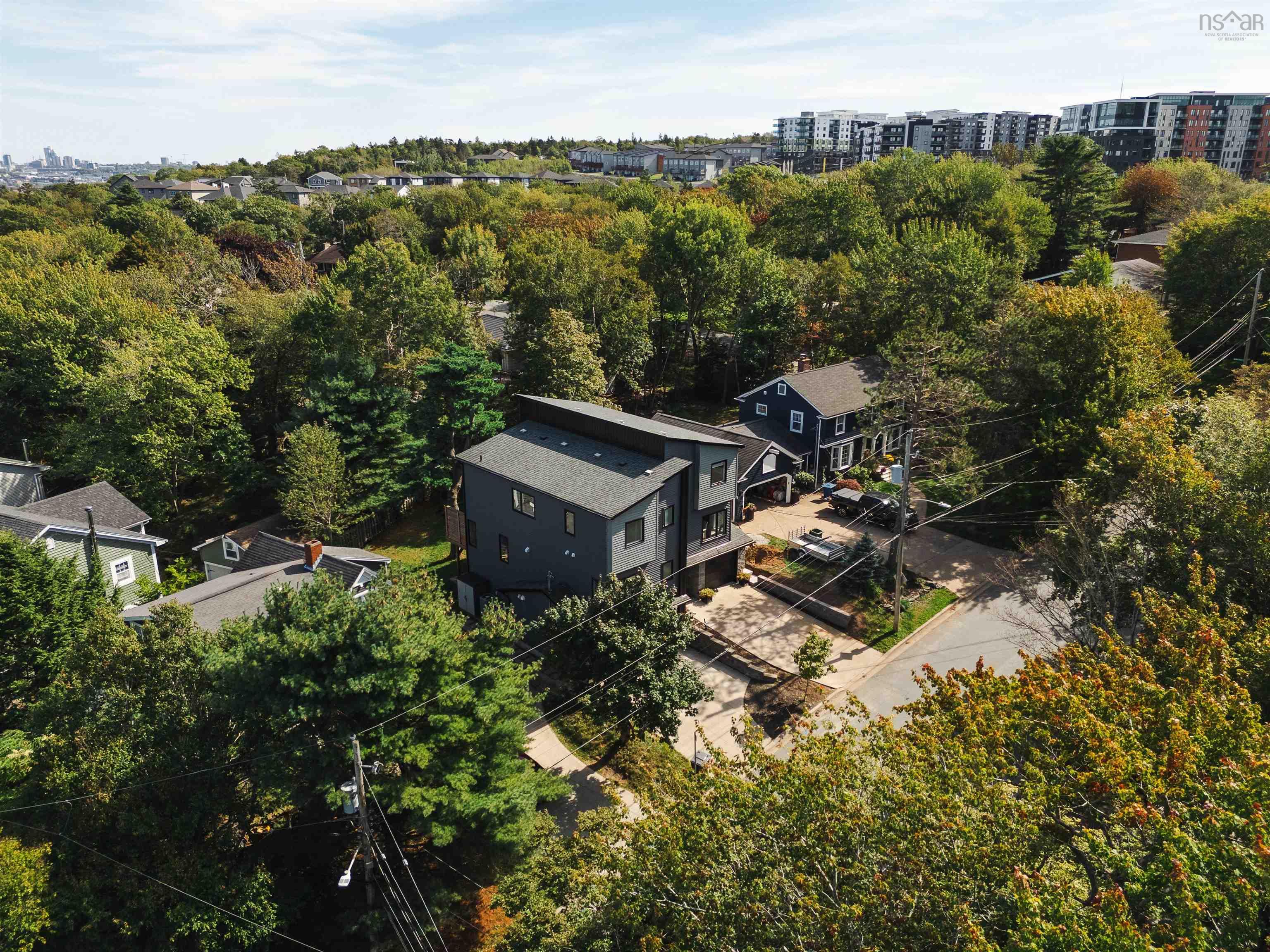 $829,900.00: 28B Rockhaven Drive, Halifax