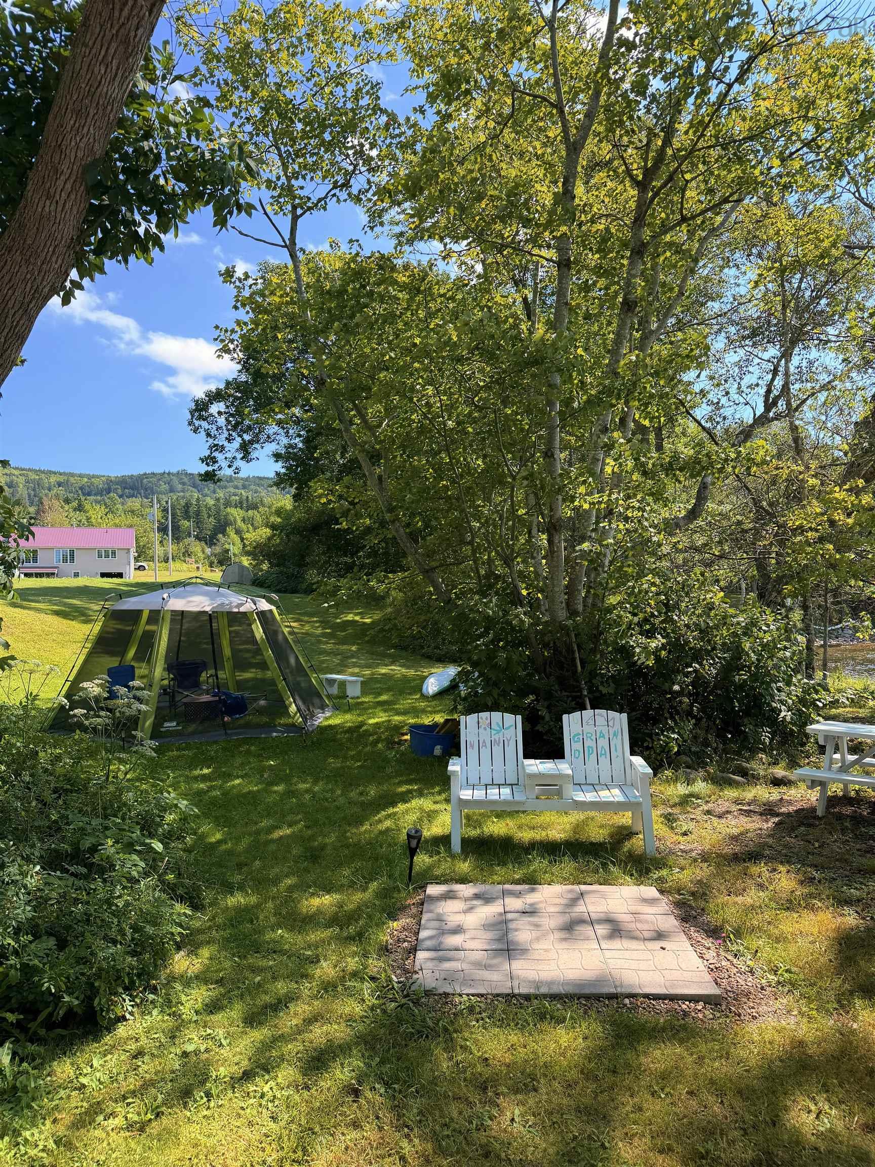 $495,000.00: 395 2941 Highway 395, East Lake Ainslie