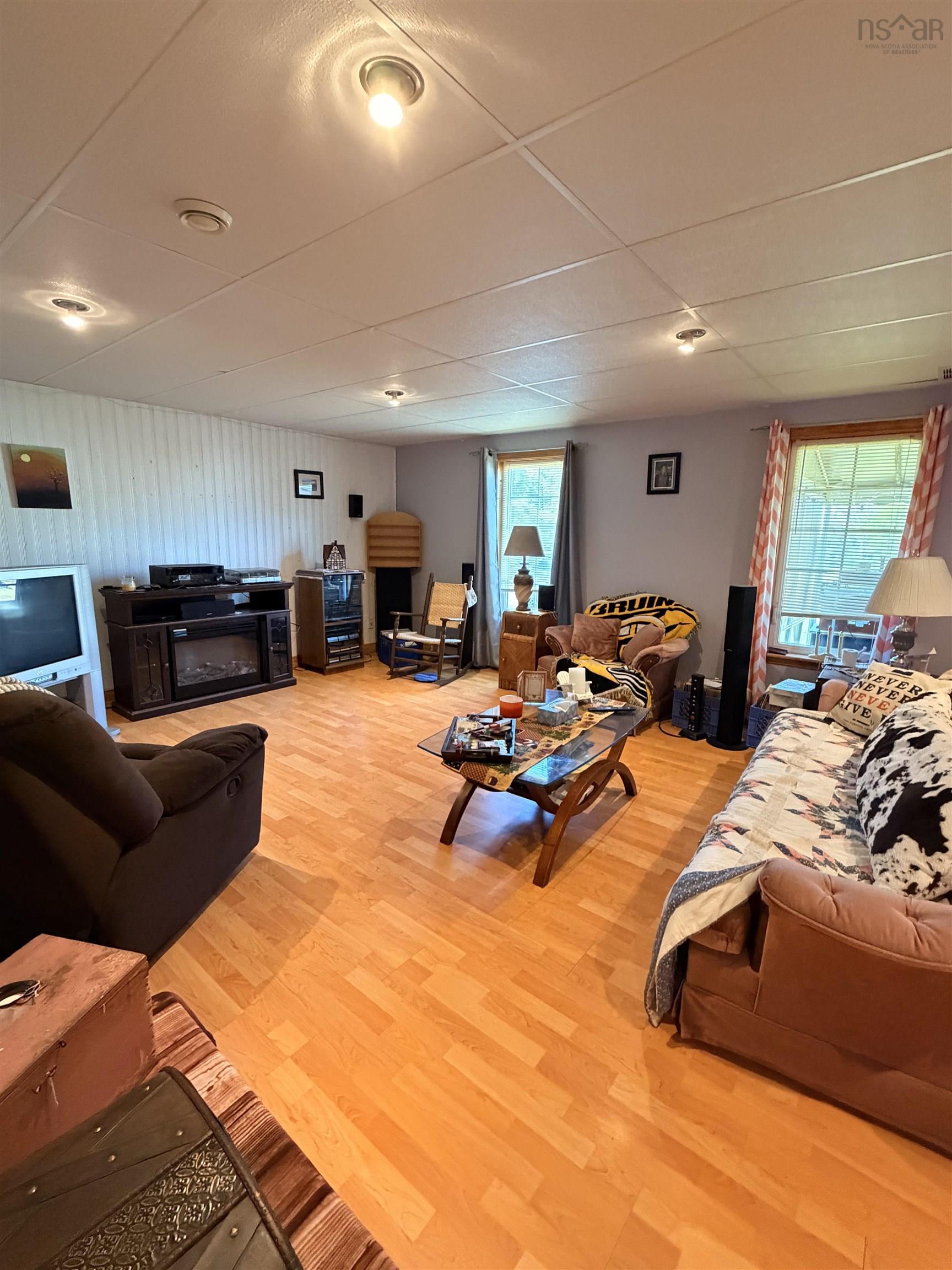 $495,000.00: 395 2941 Highway 395, East Lake Ainslie