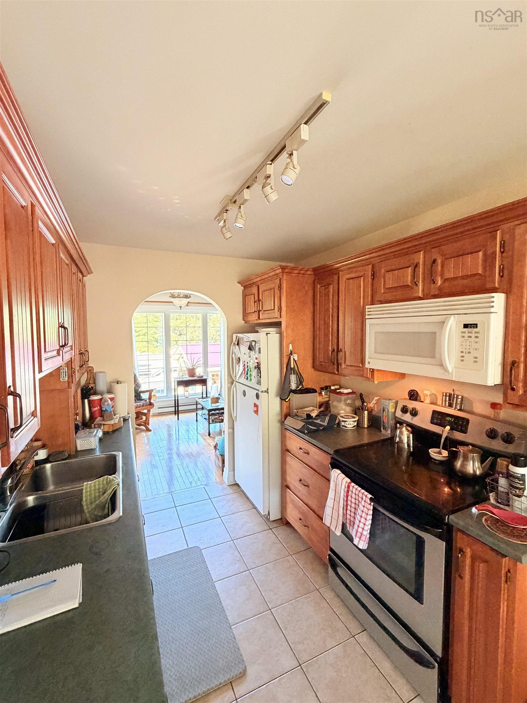 $495,000.00: 395 2941 Highway 395, East Lake Ainslie
