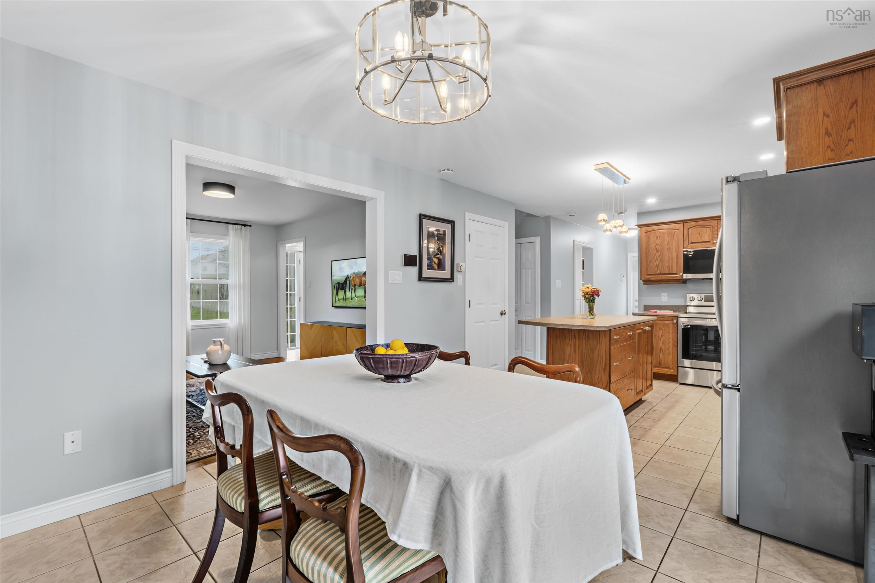 $639,900.00: 271 Newbury Road, Lucasville