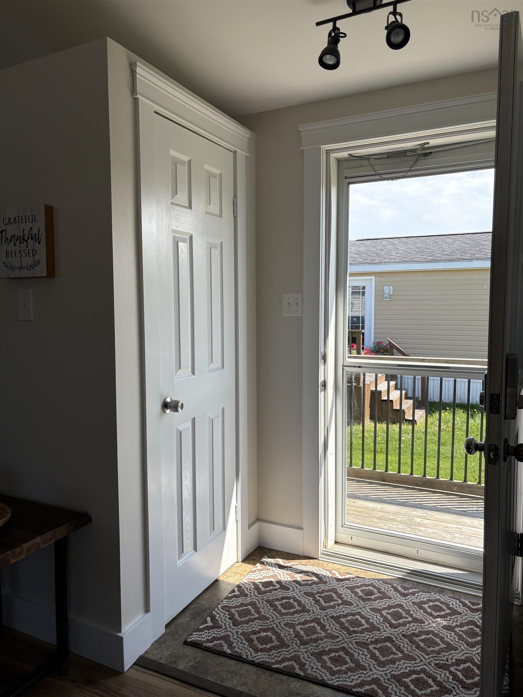 $224,900.00: 24 South Hill Drive, West River