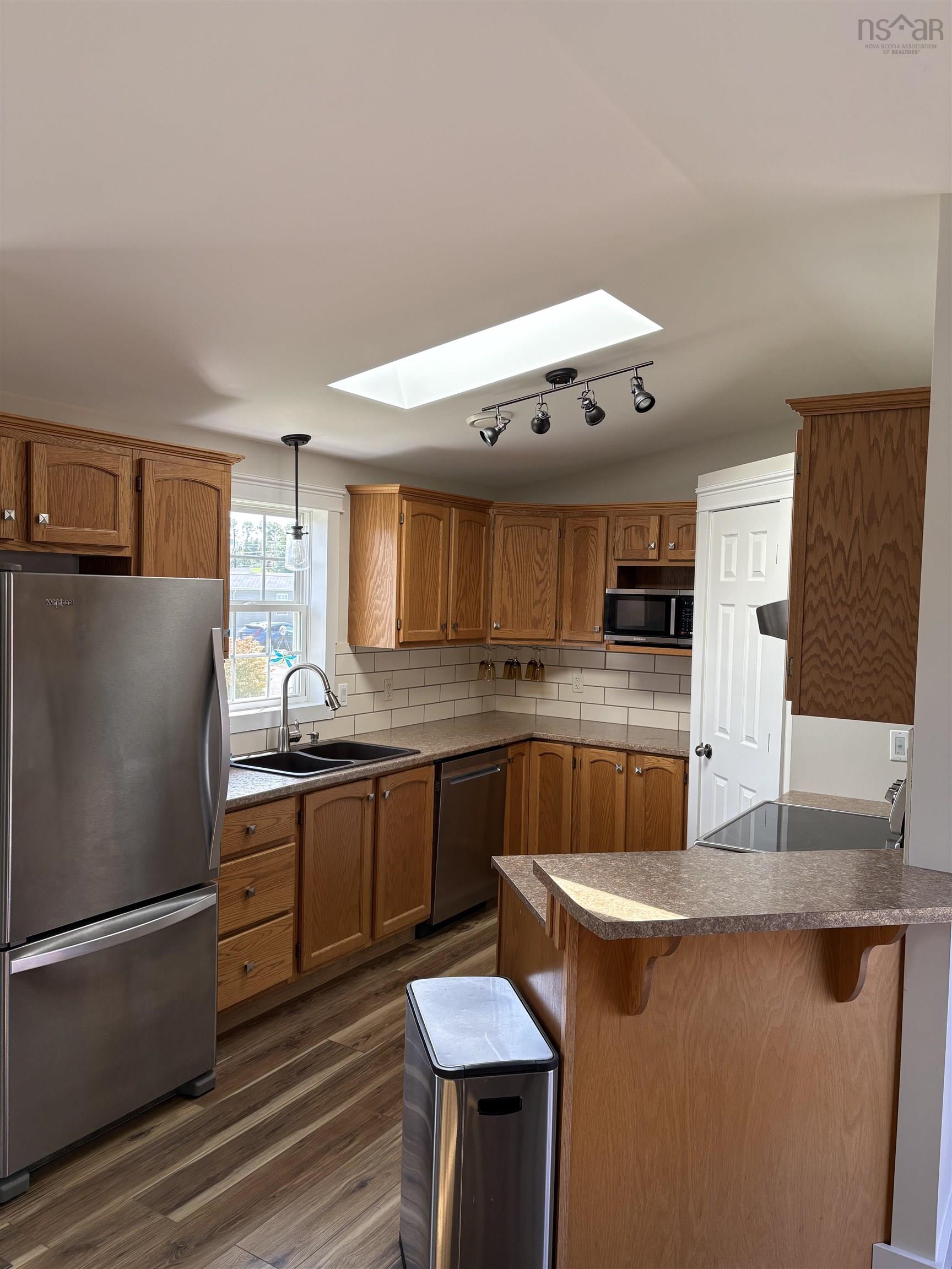 $224,900.00: 24 South Hill Drive, West River