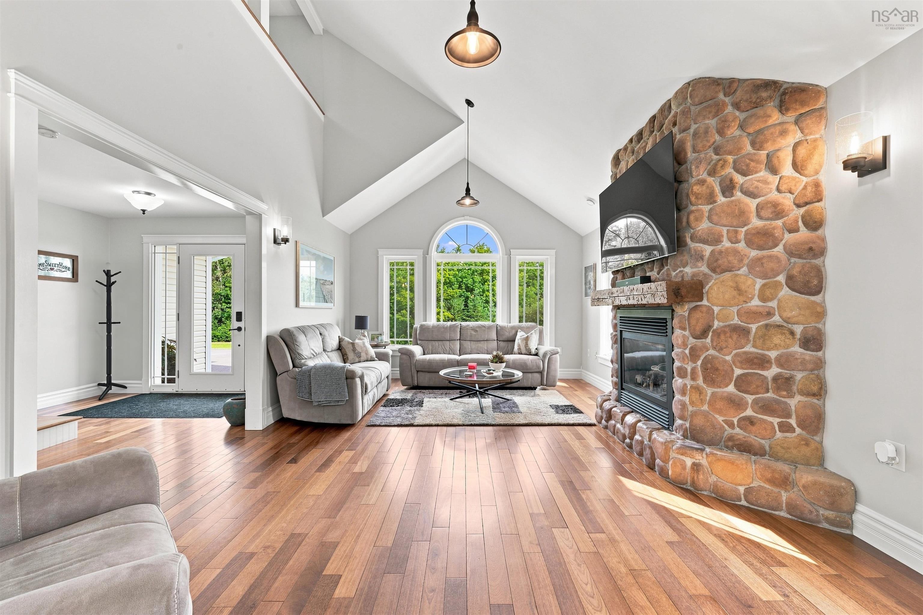$749,900.00: 118 Palmer Road, Harmony
