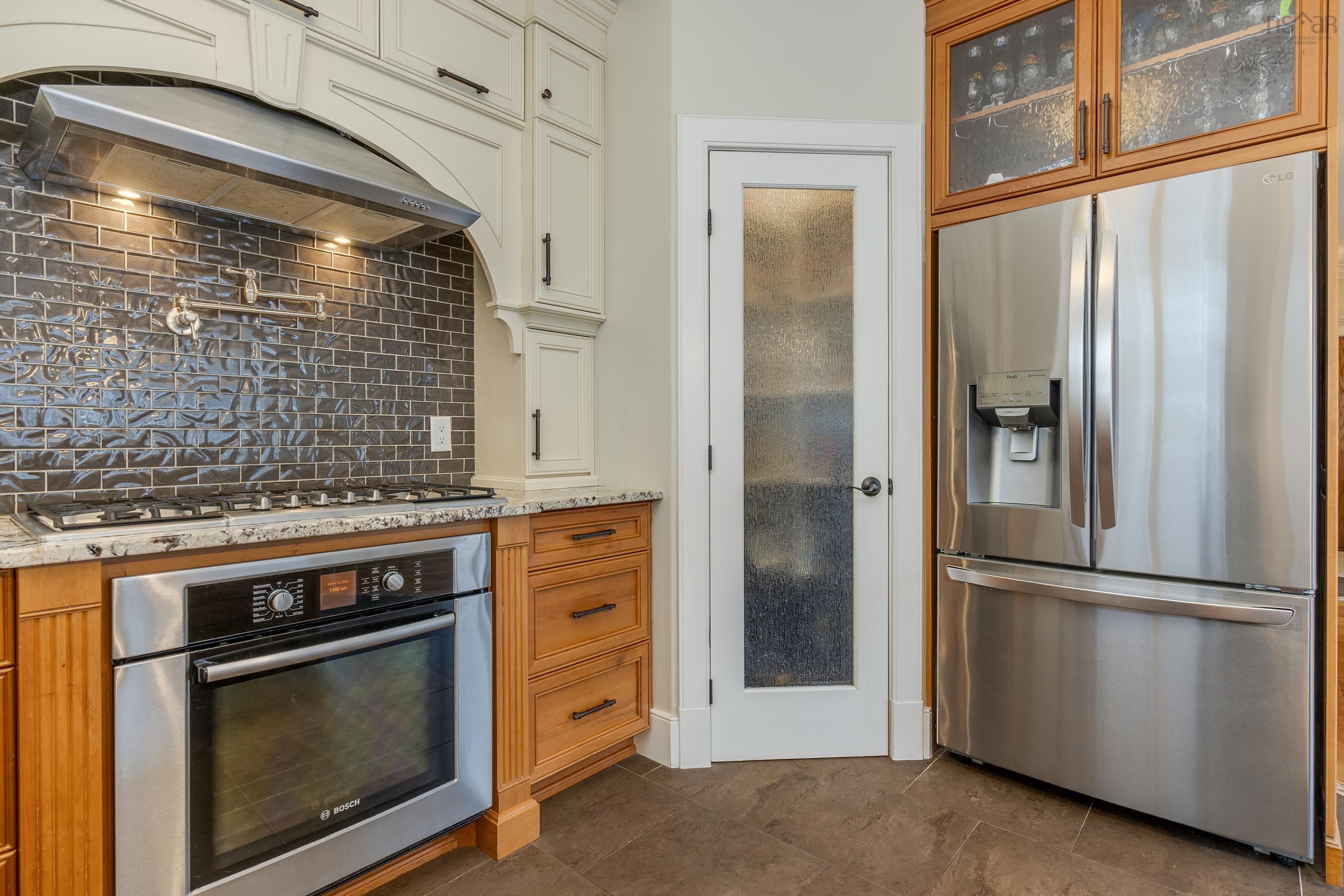 825 Shore Drive, Bedford, NS (MLS 202621662)