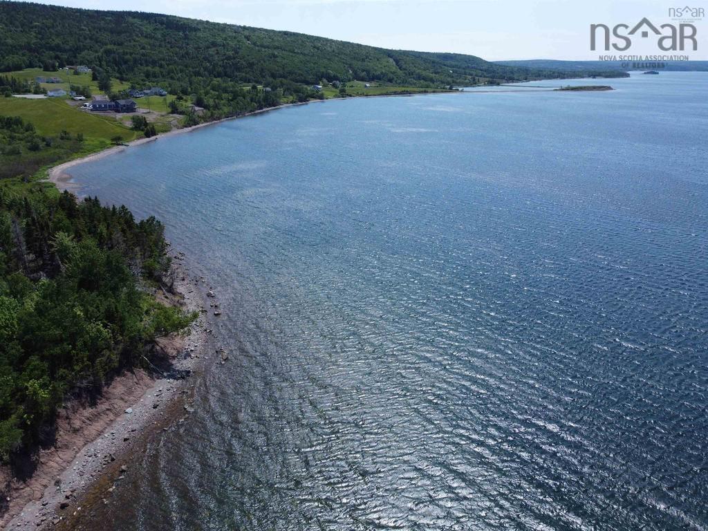 $400,000.00: 2012-41 West Bay Highway, St. Georges Channel