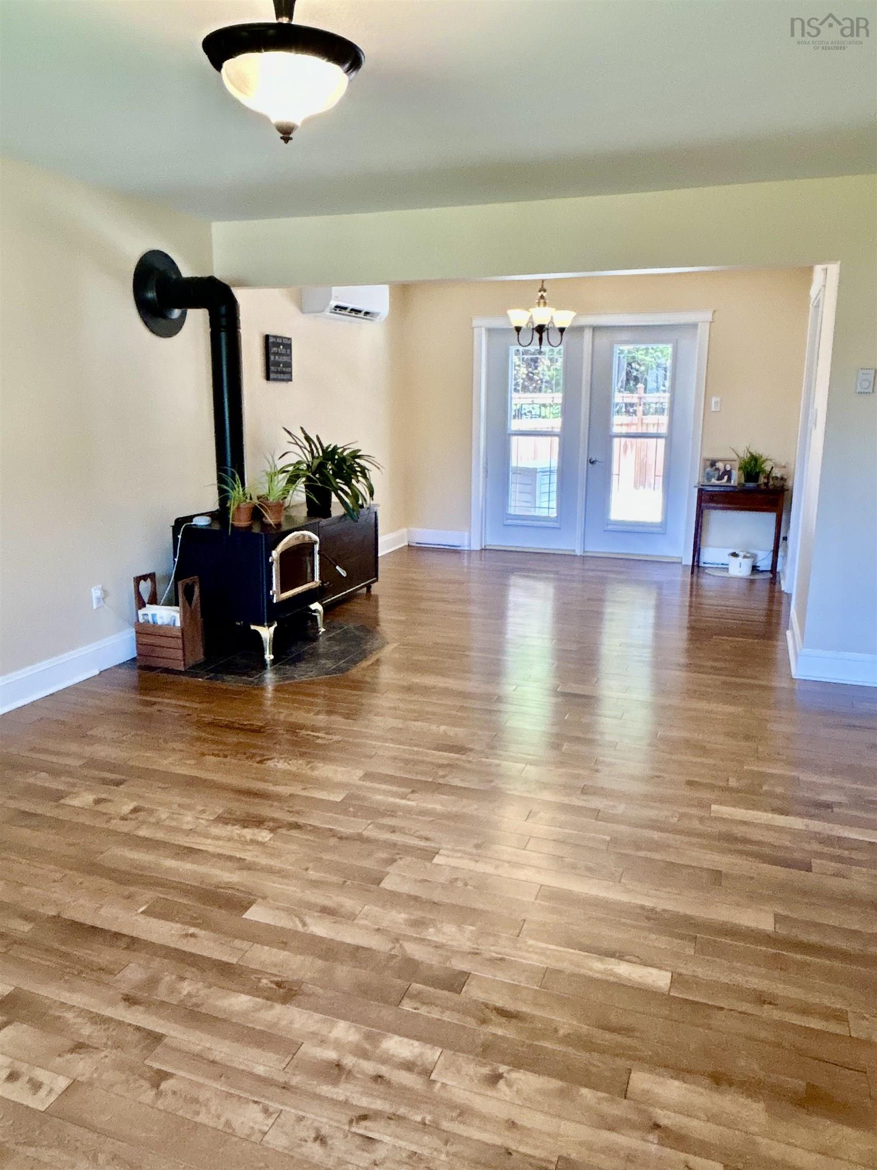 $415,000.00: 4198 Sonora Road, Sherbrooke