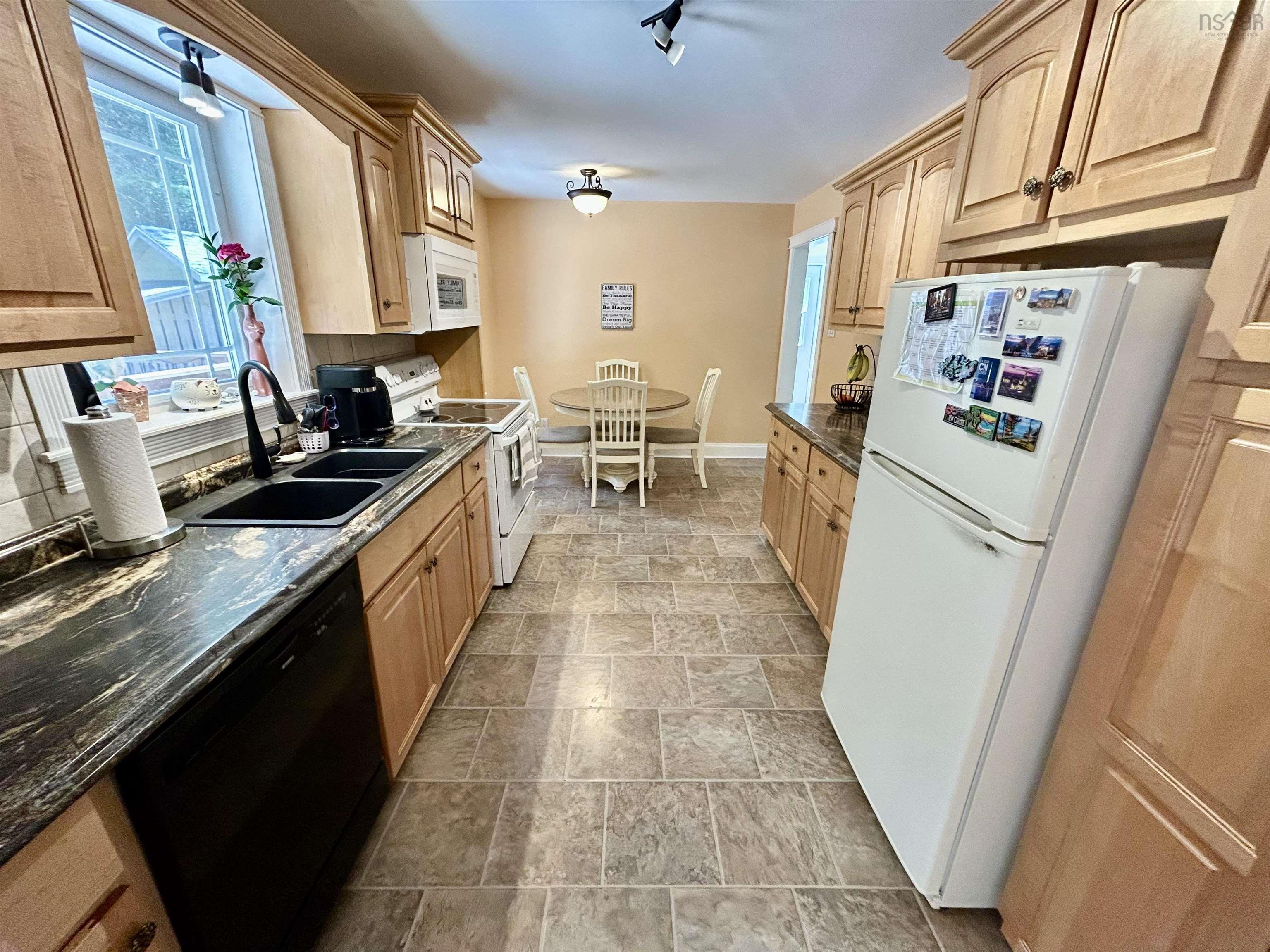 $415,000.00: 4198 Sonora Road, Sherbrooke
