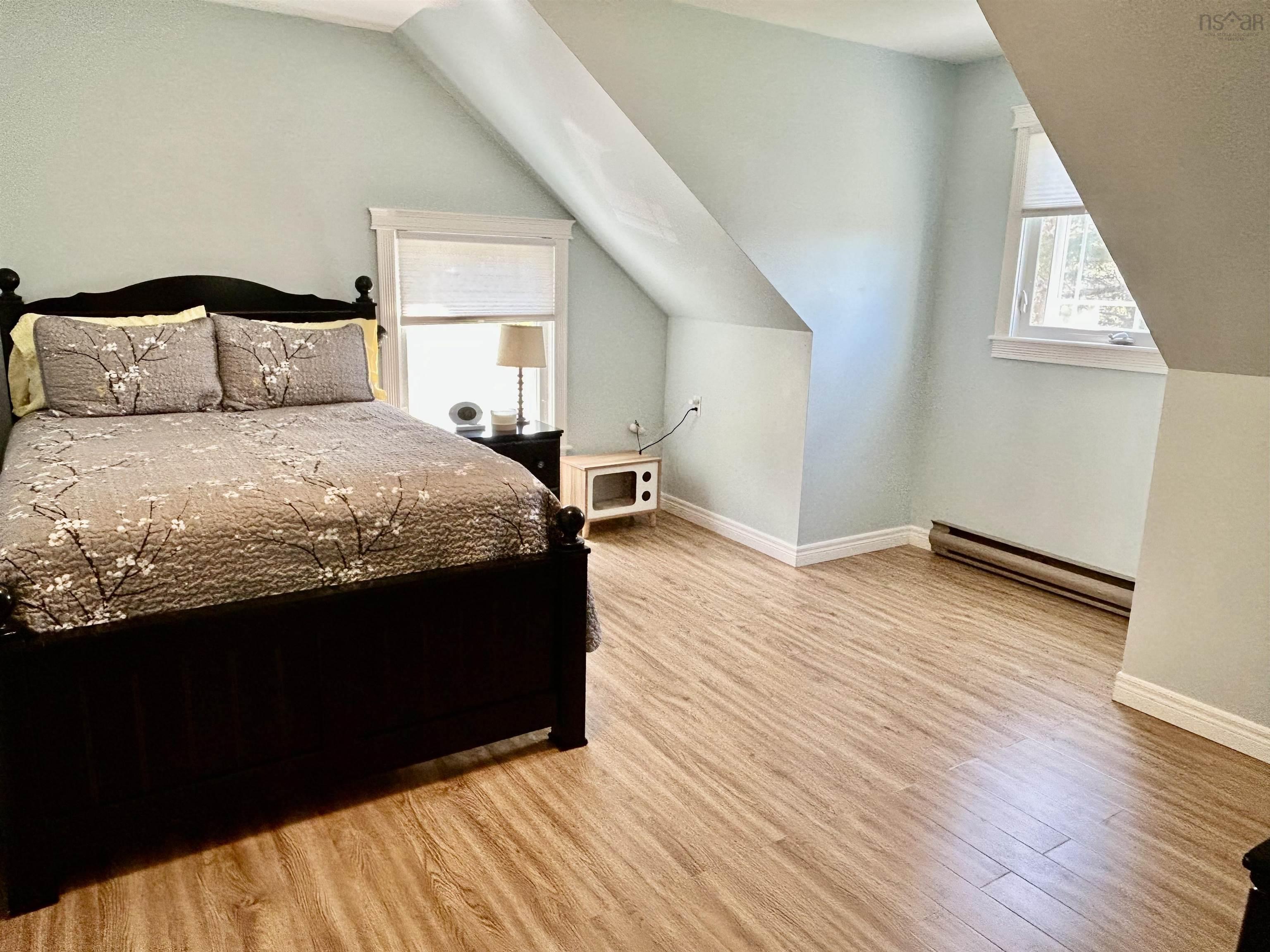 $415,000.00: 4198 Sonora Road, Sherbrooke