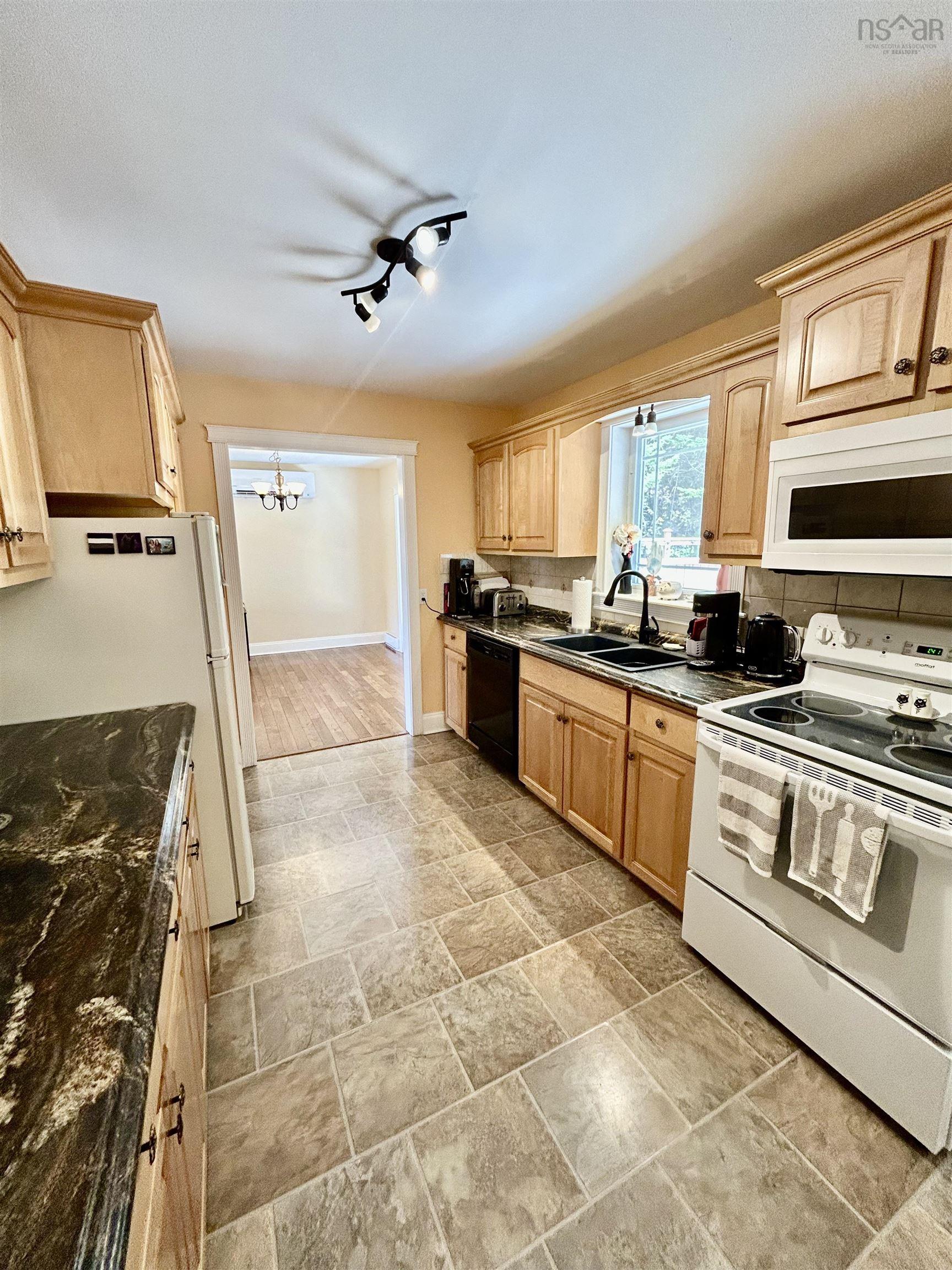 $415,000.00: 4198 Sonora Road, Sherbrooke